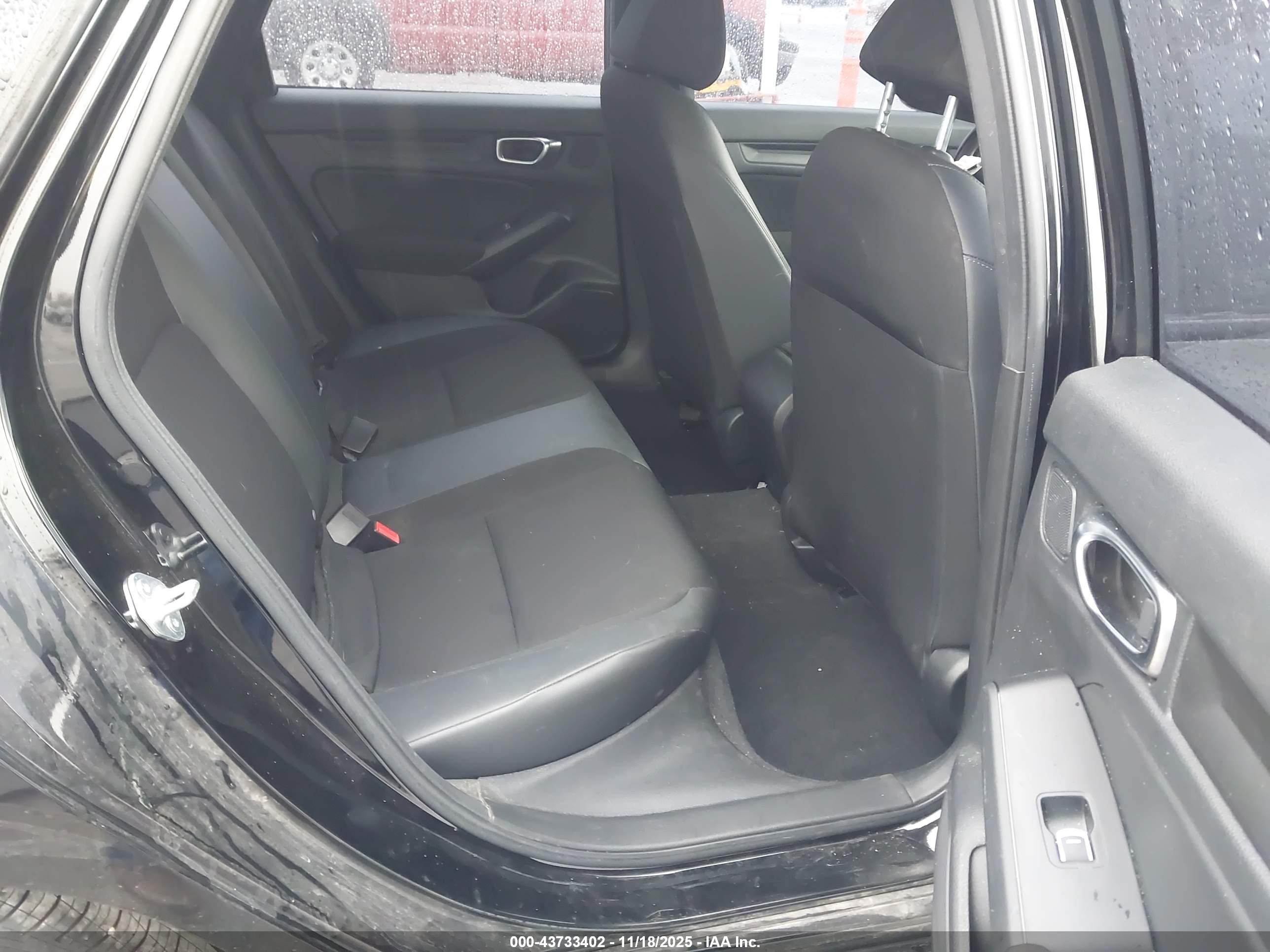 HONDA CIVIC image 8