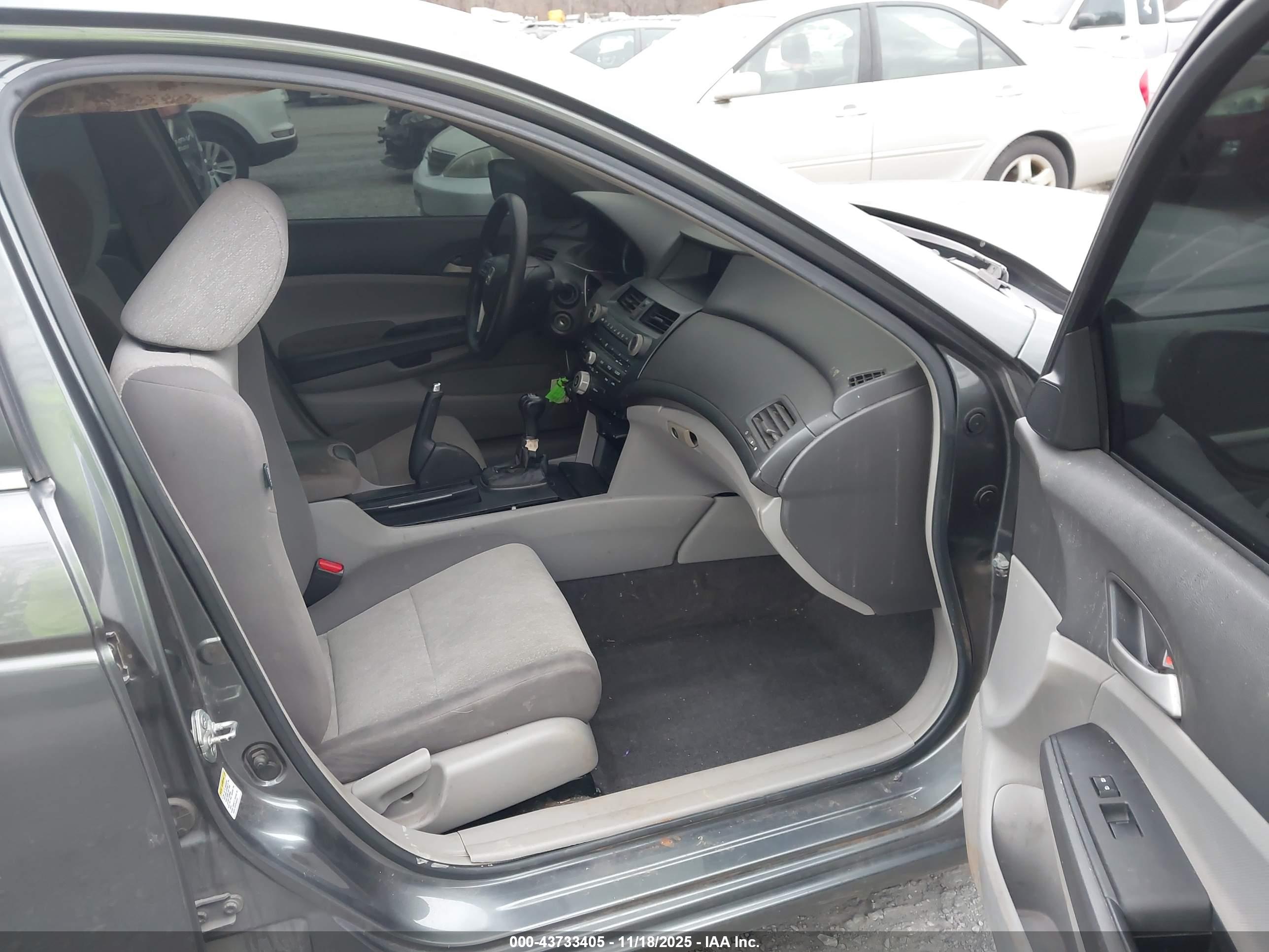 HONDA ACCORD image 5
