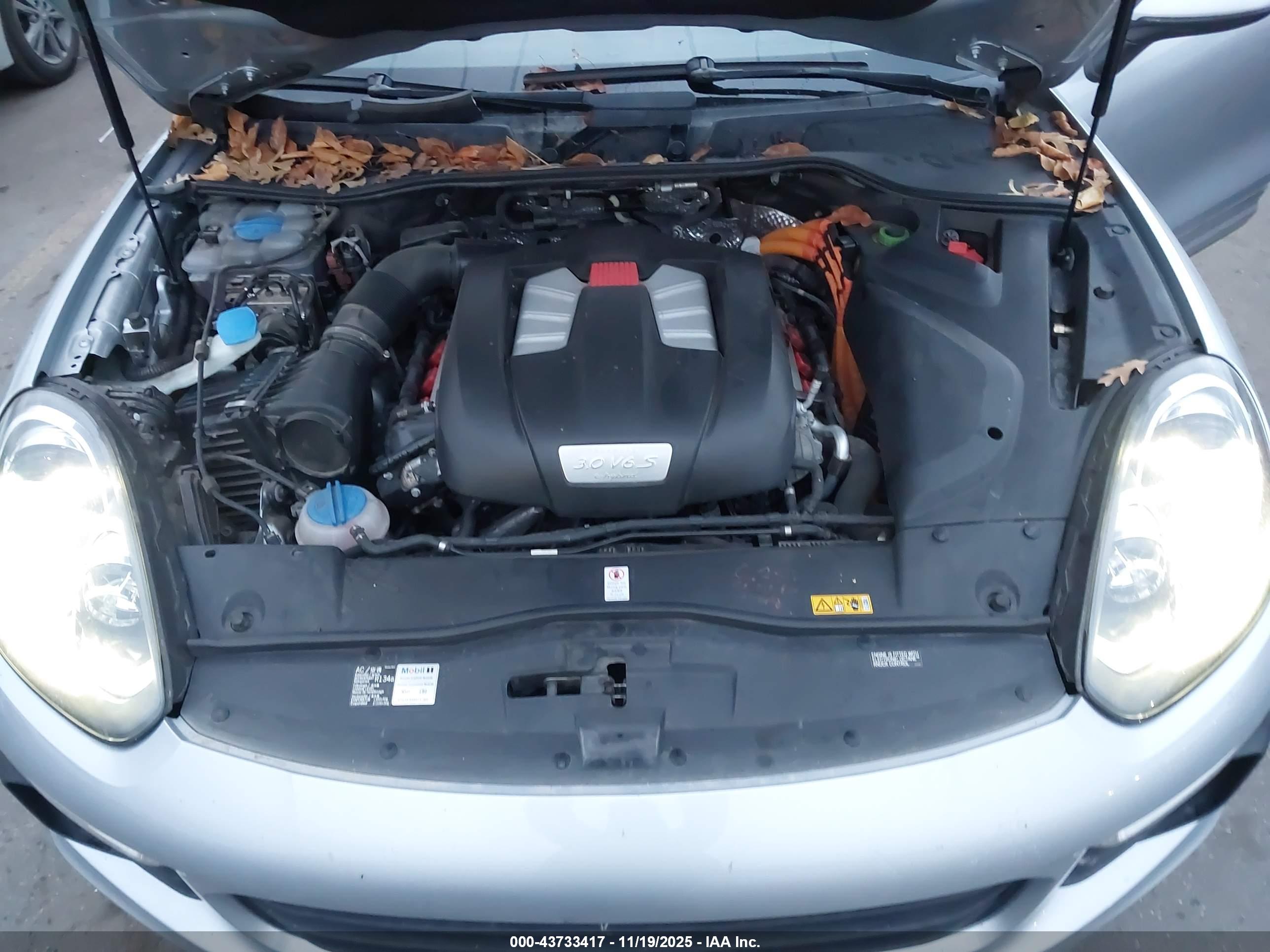 PORSCHE CAYENNE image 10