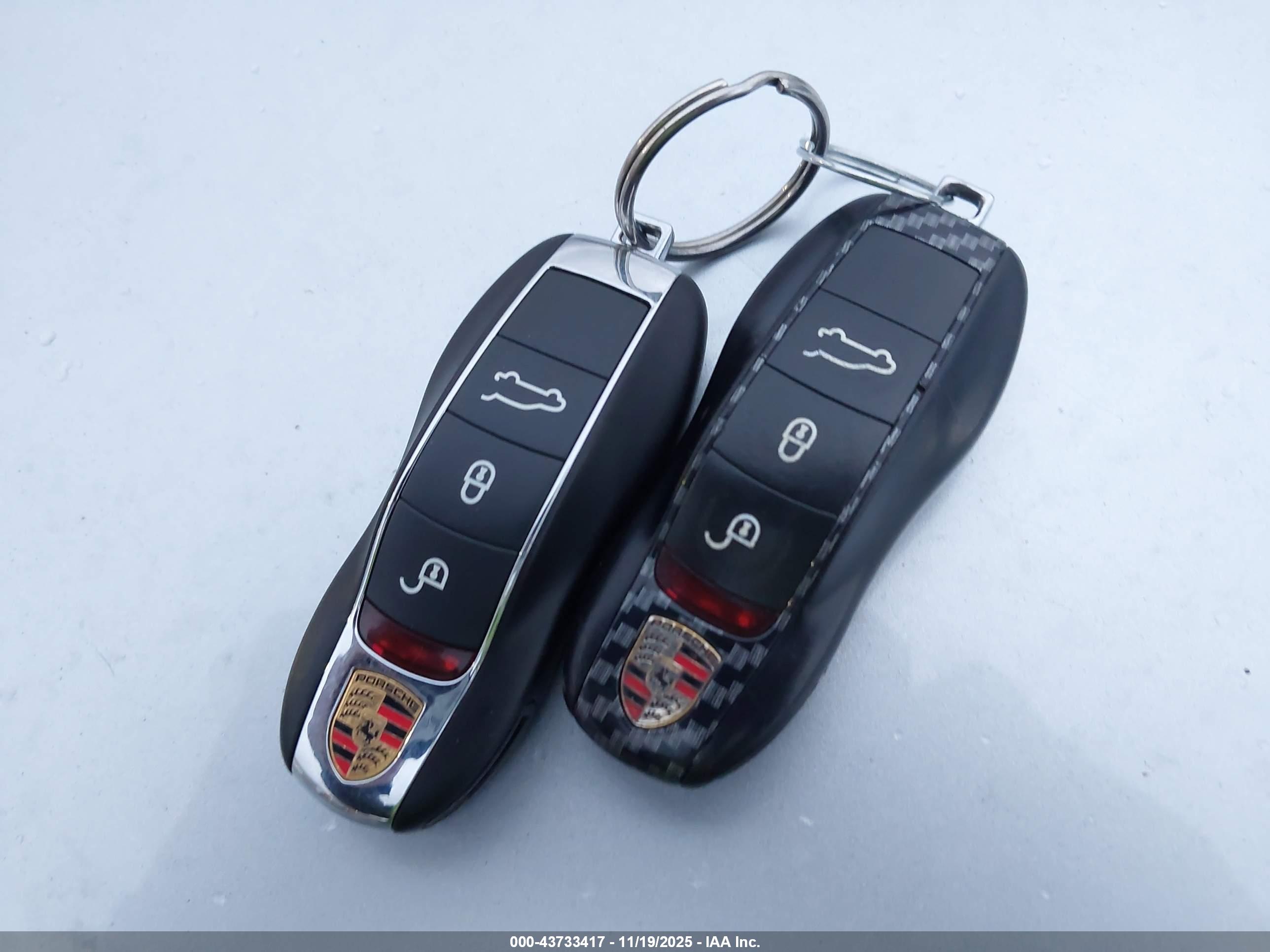 PORSCHE CAYENNE image 11