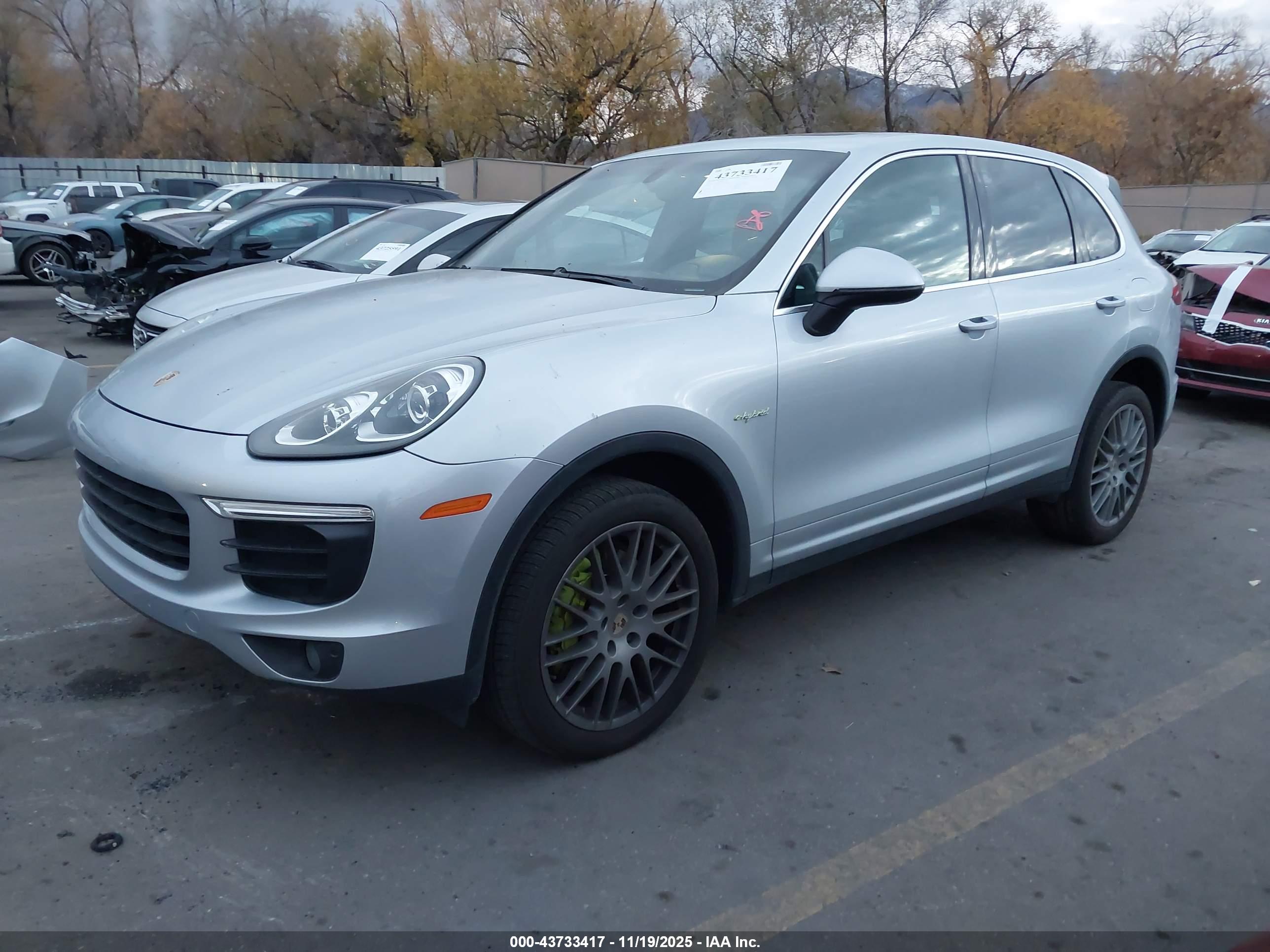 PORSCHE CAYENNE image 2