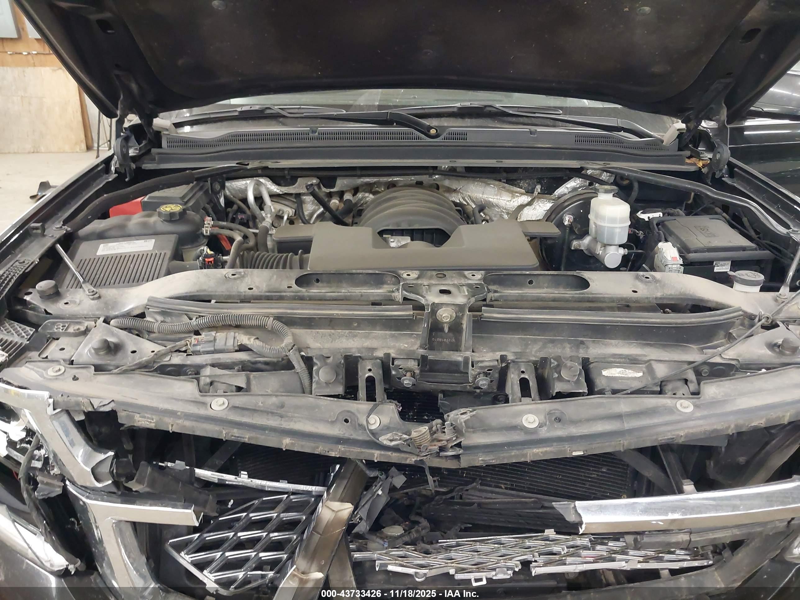 CHEVROLET TAHOE image 10
