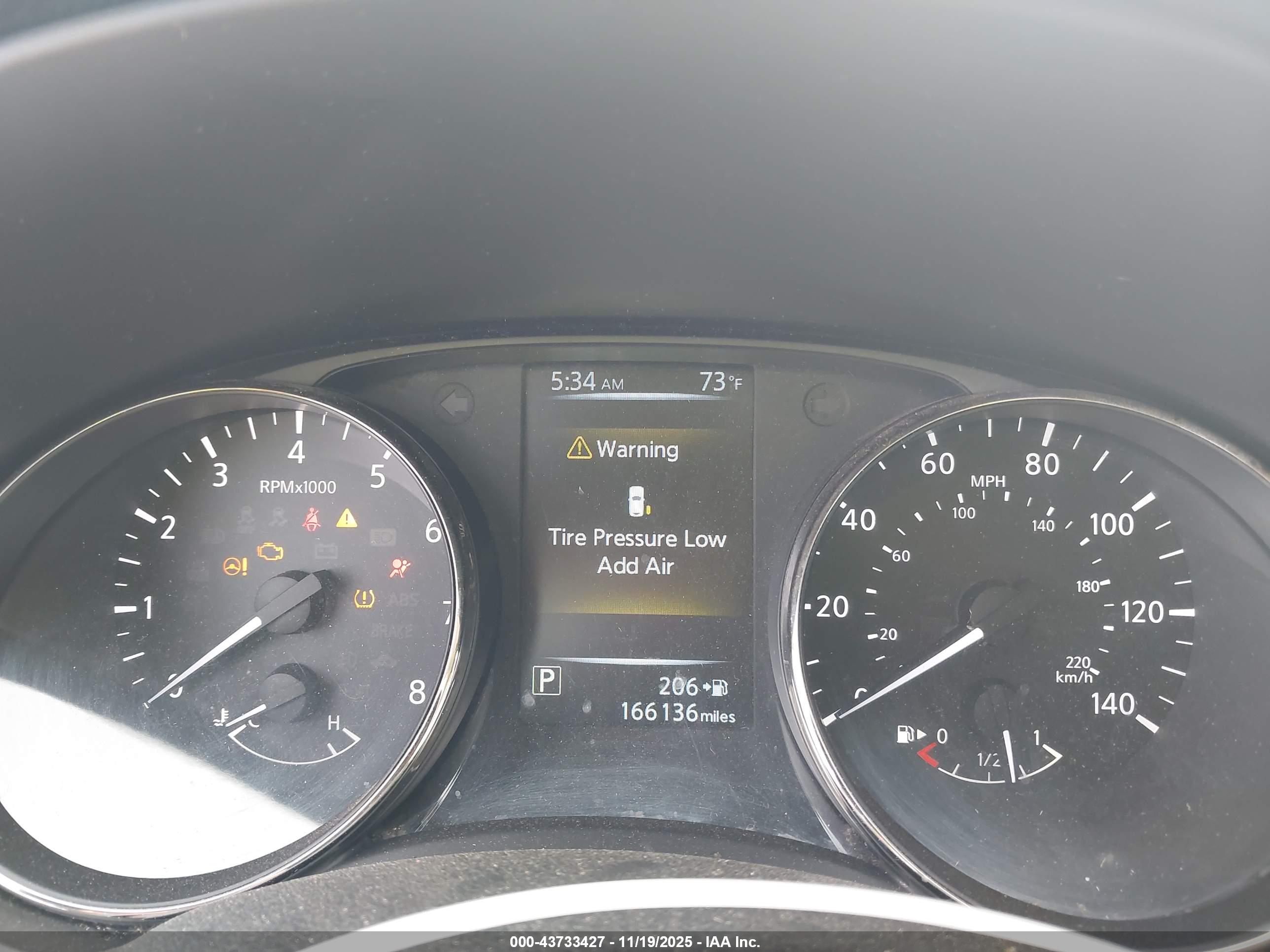 NISSAN ROGUE image 7