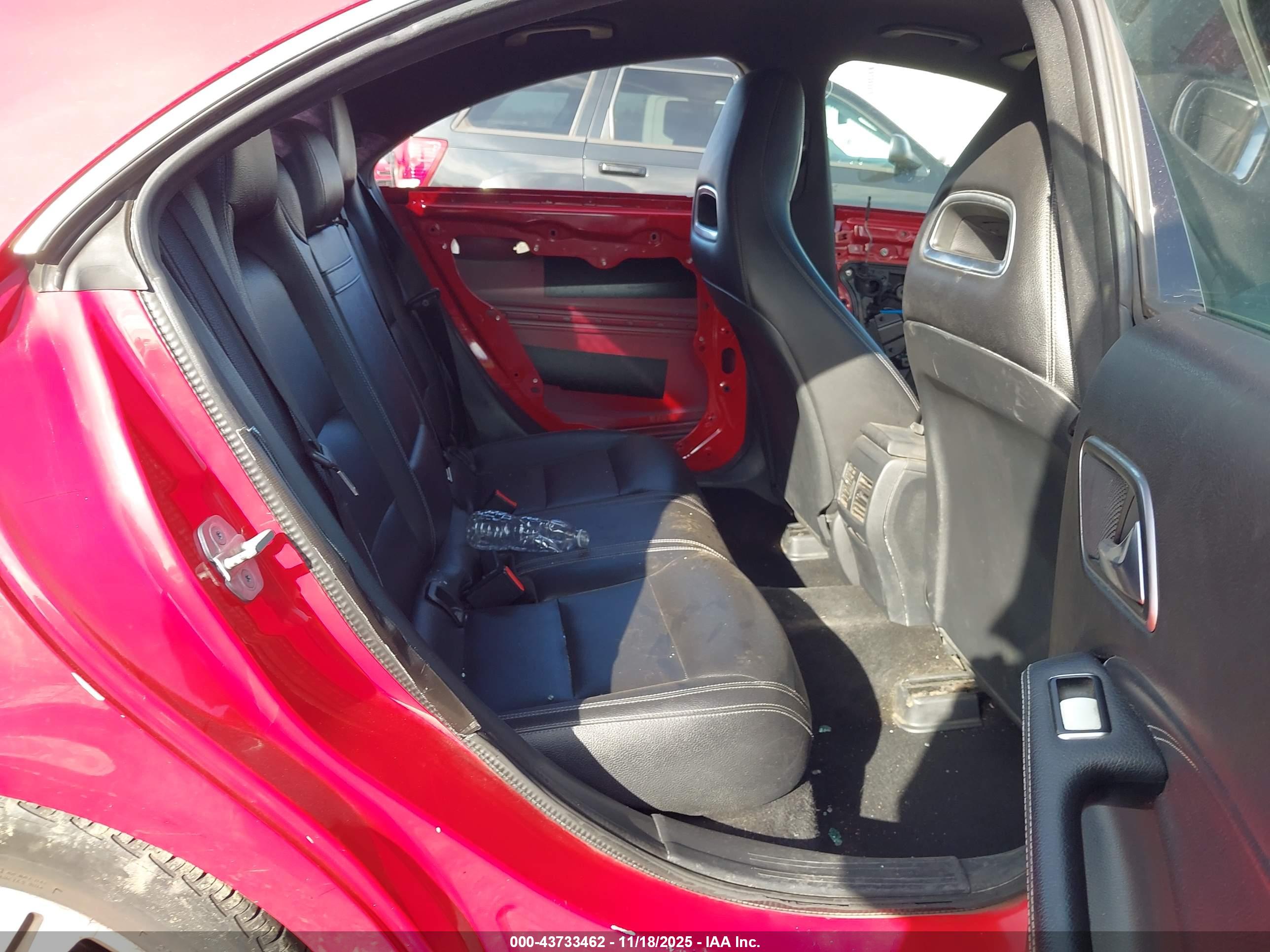 MERCEDES-BENZ CLA image 8