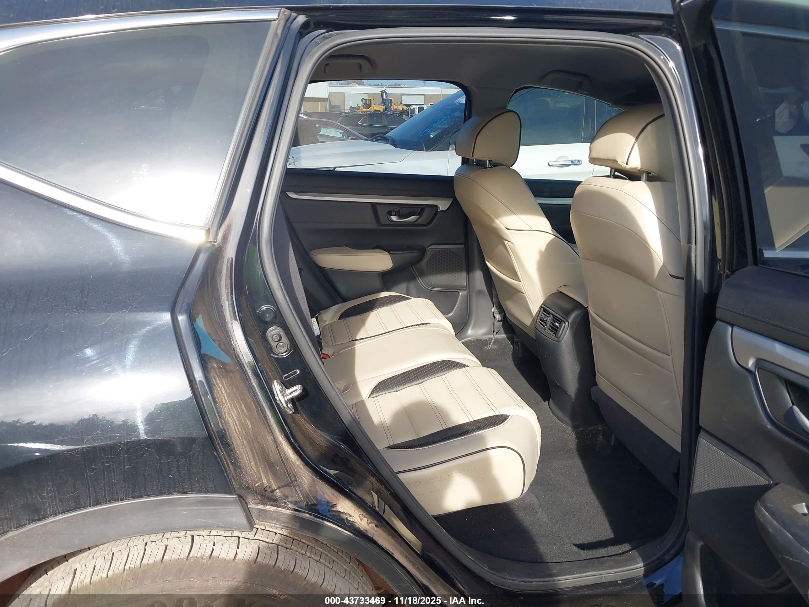 HONDA CR-V image 8