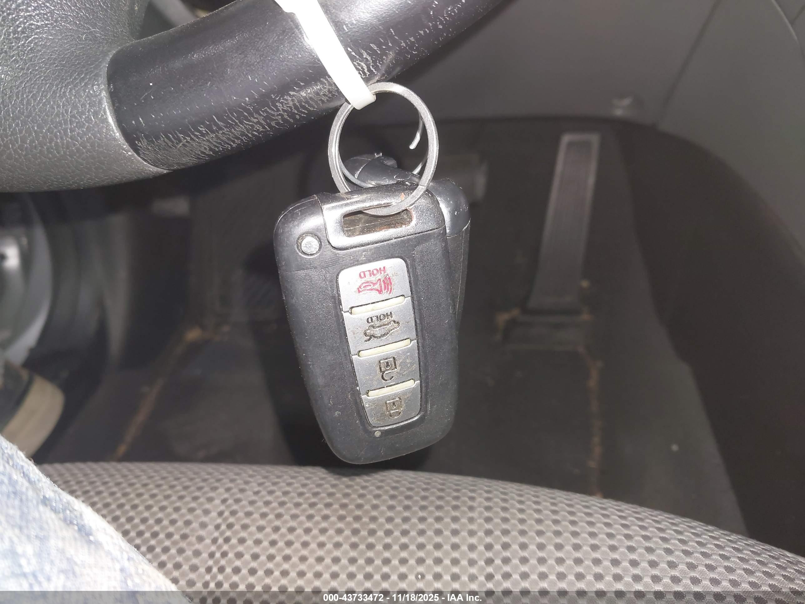 HYUNDAI SONATA image 11