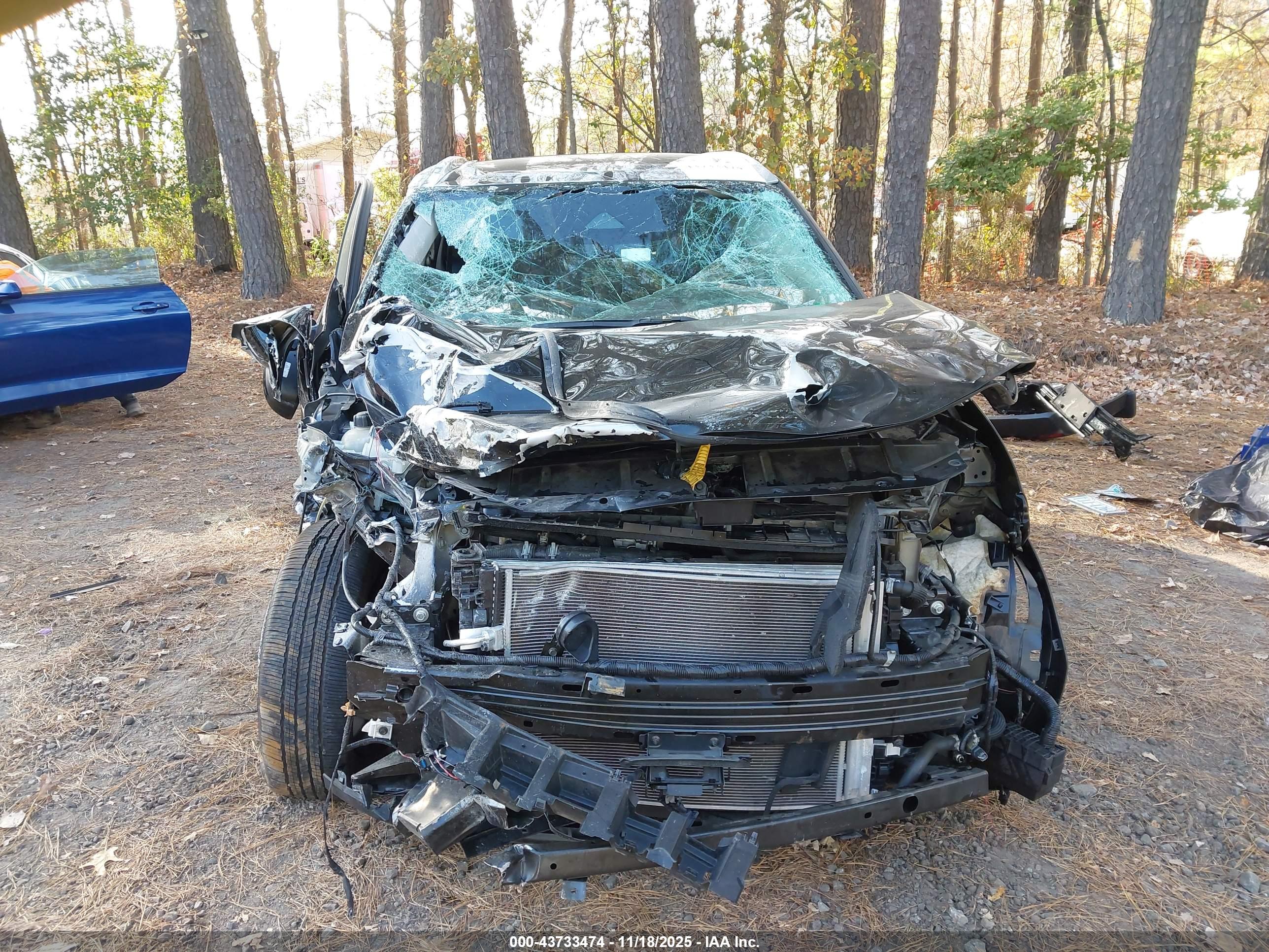 NISSAN ROGUE image 6