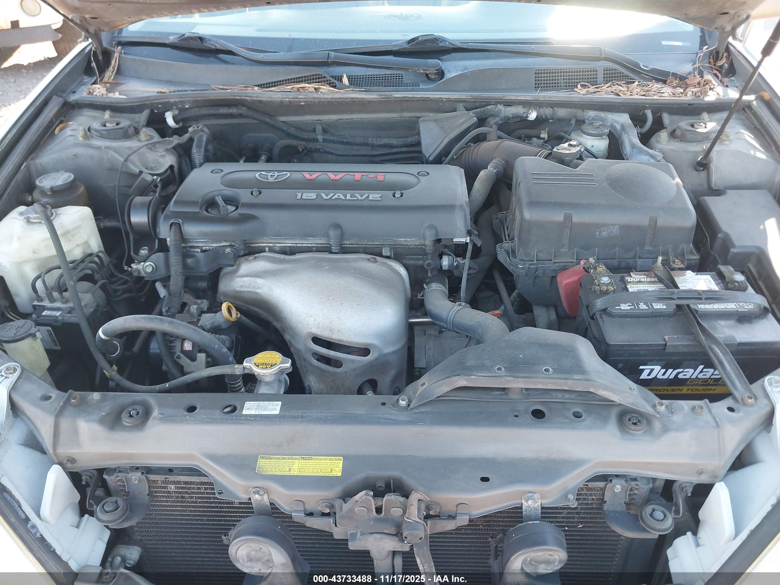 TOYOTA CAMRY image 10