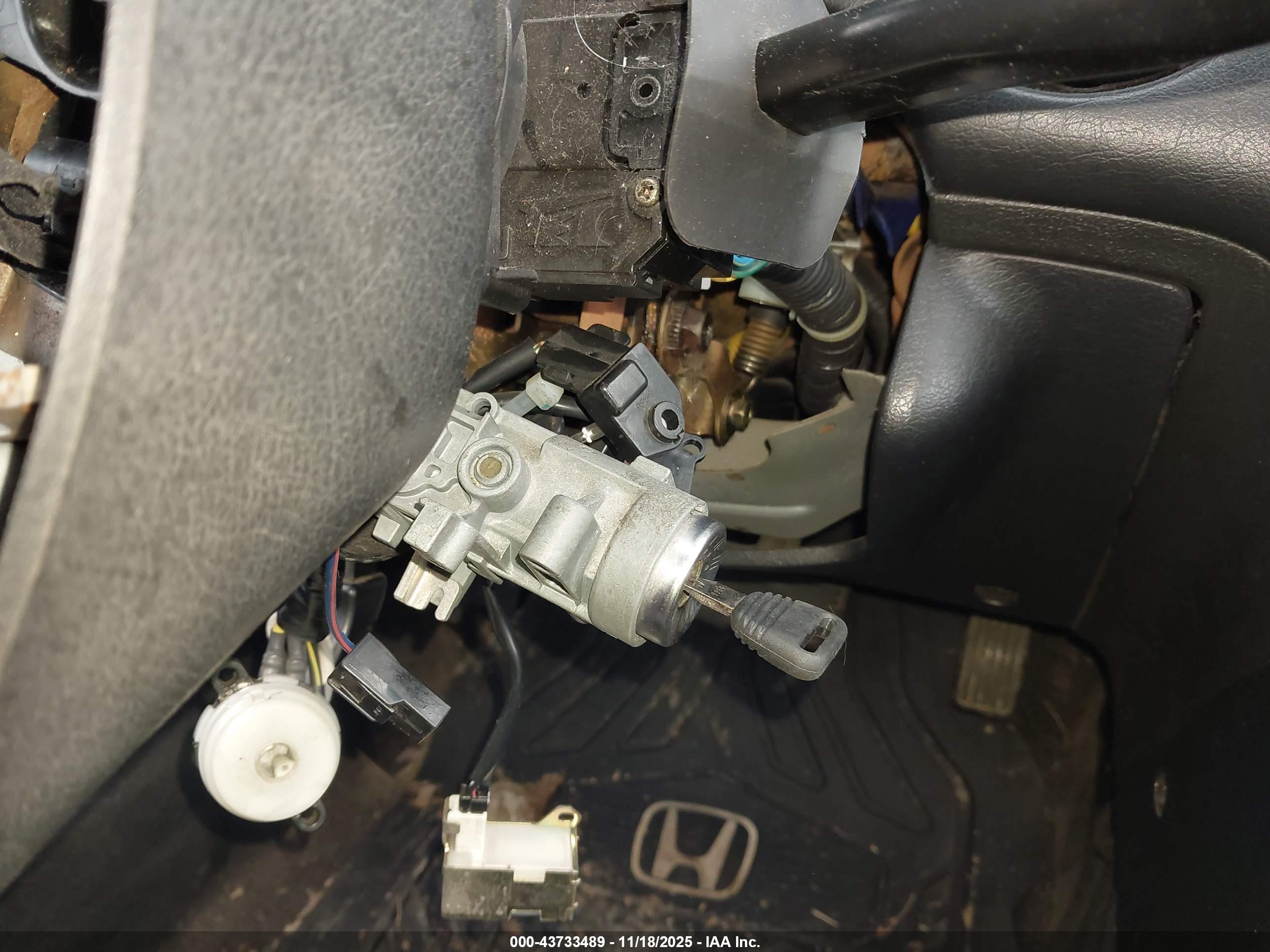 HONDA CIVIC image 11