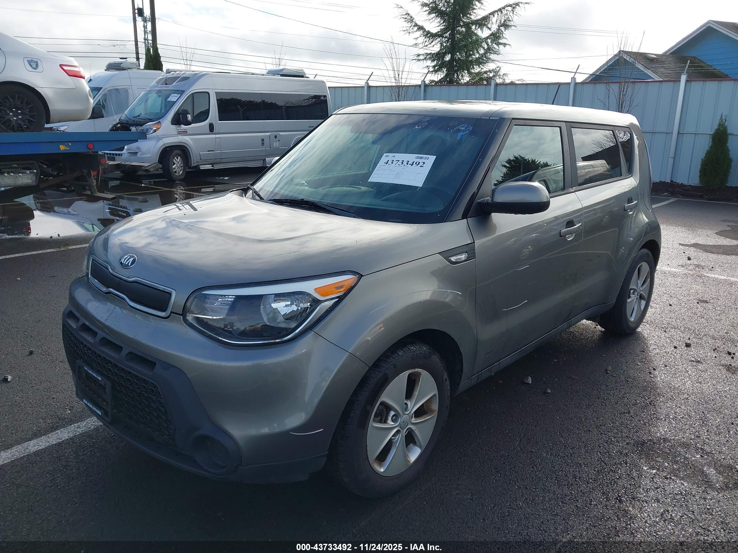 KIA SOUL image 2