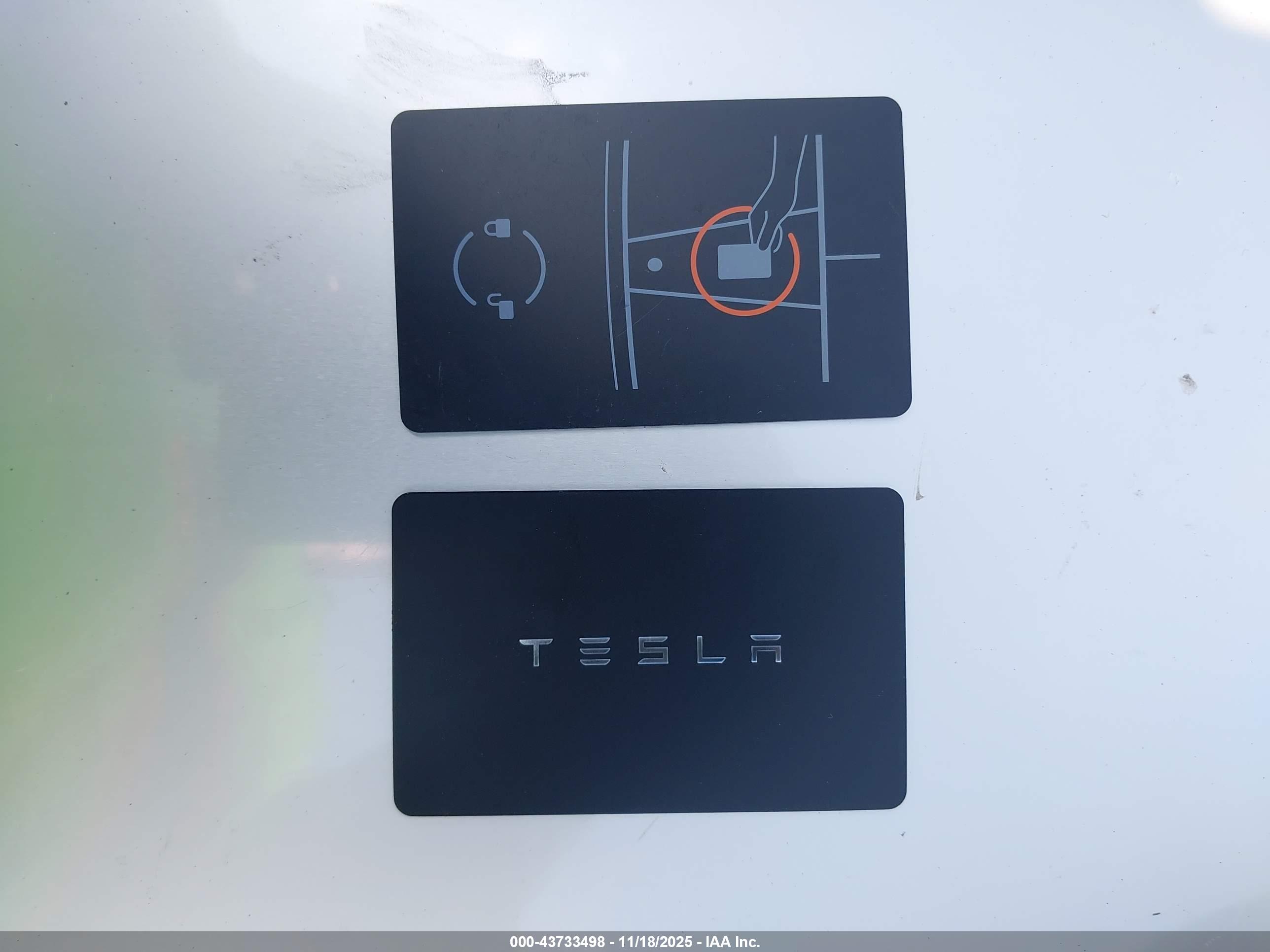 TESLA MODEL image 11