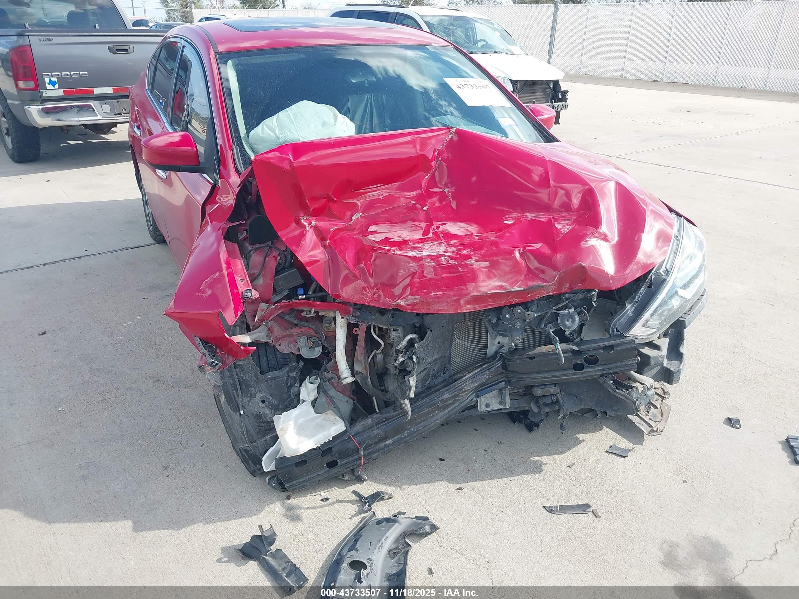 NISSAN SENTRA image 6
