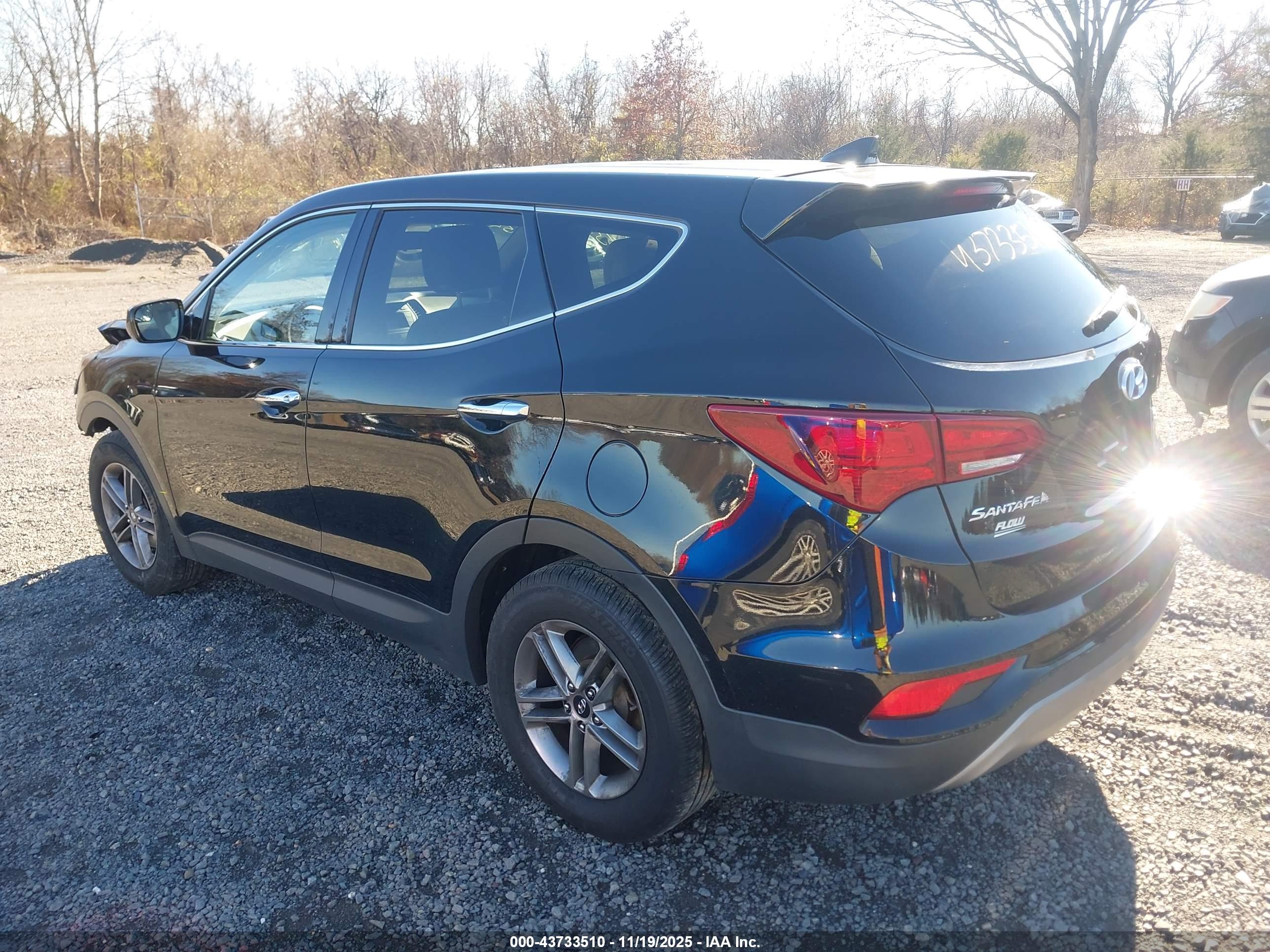 HYUNDAI SANTA image 3