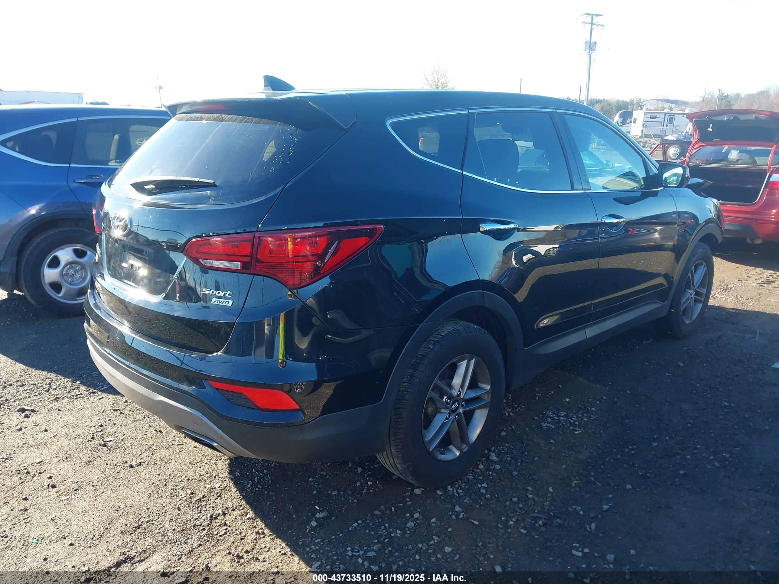 HYUNDAI SANTA image 4