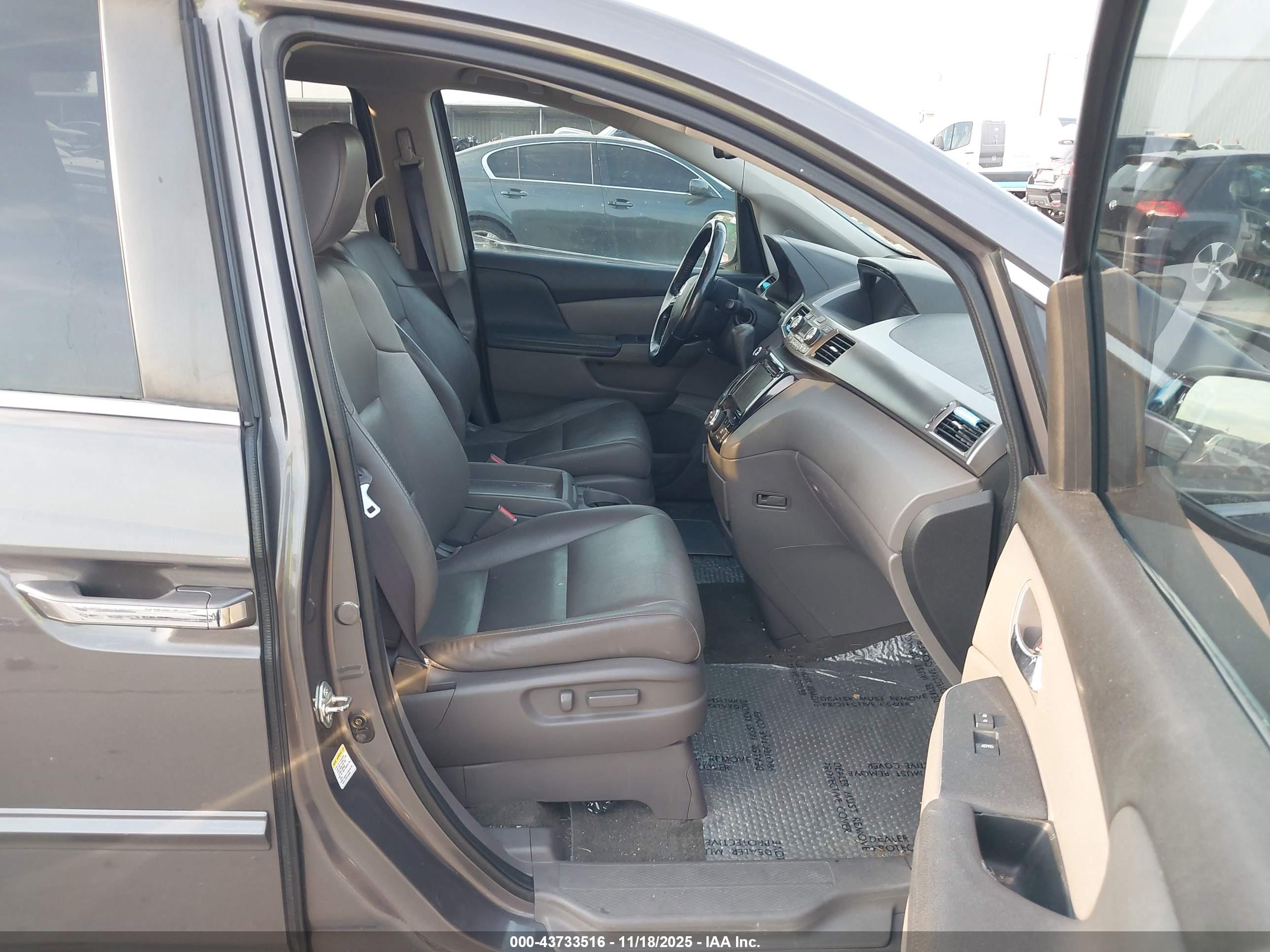 HONDA ODYSSEY image 5