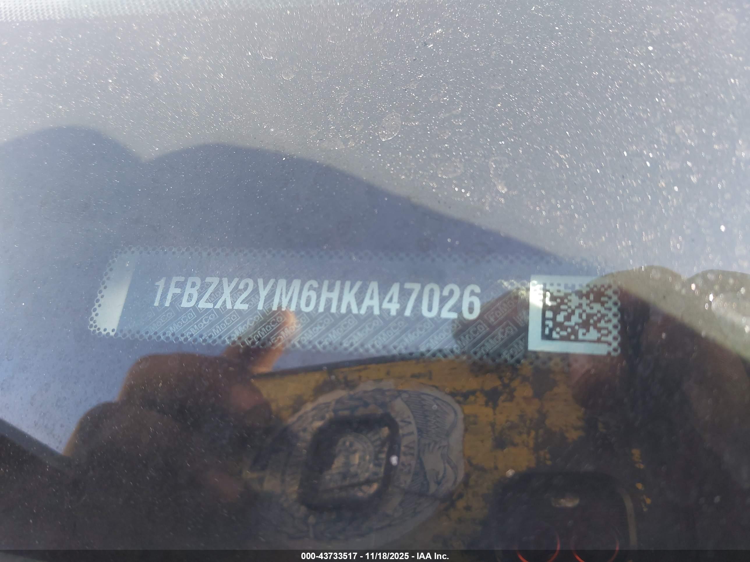 FORD TRANSIT-350 image 9