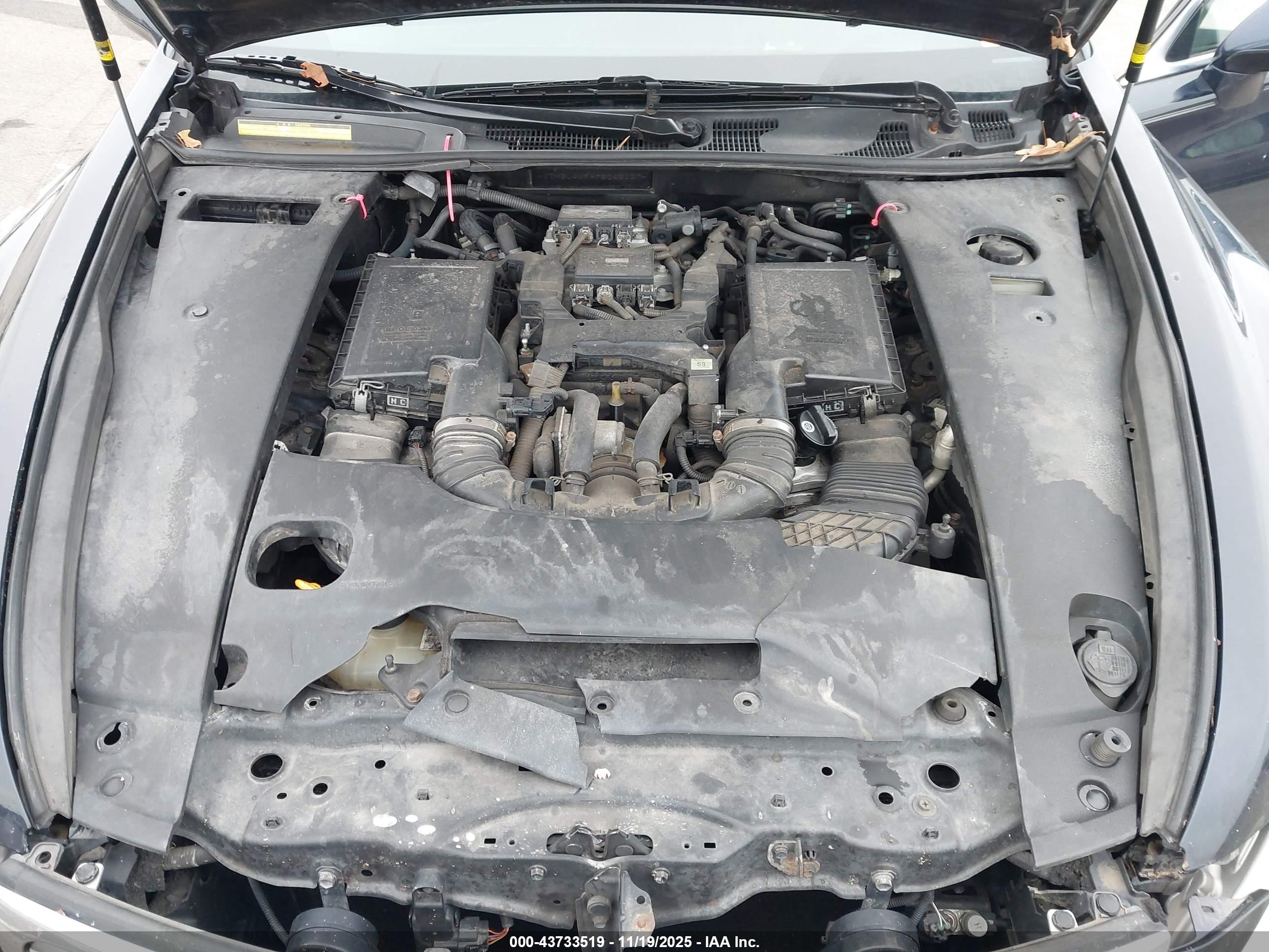 LEXUS LS image 10
