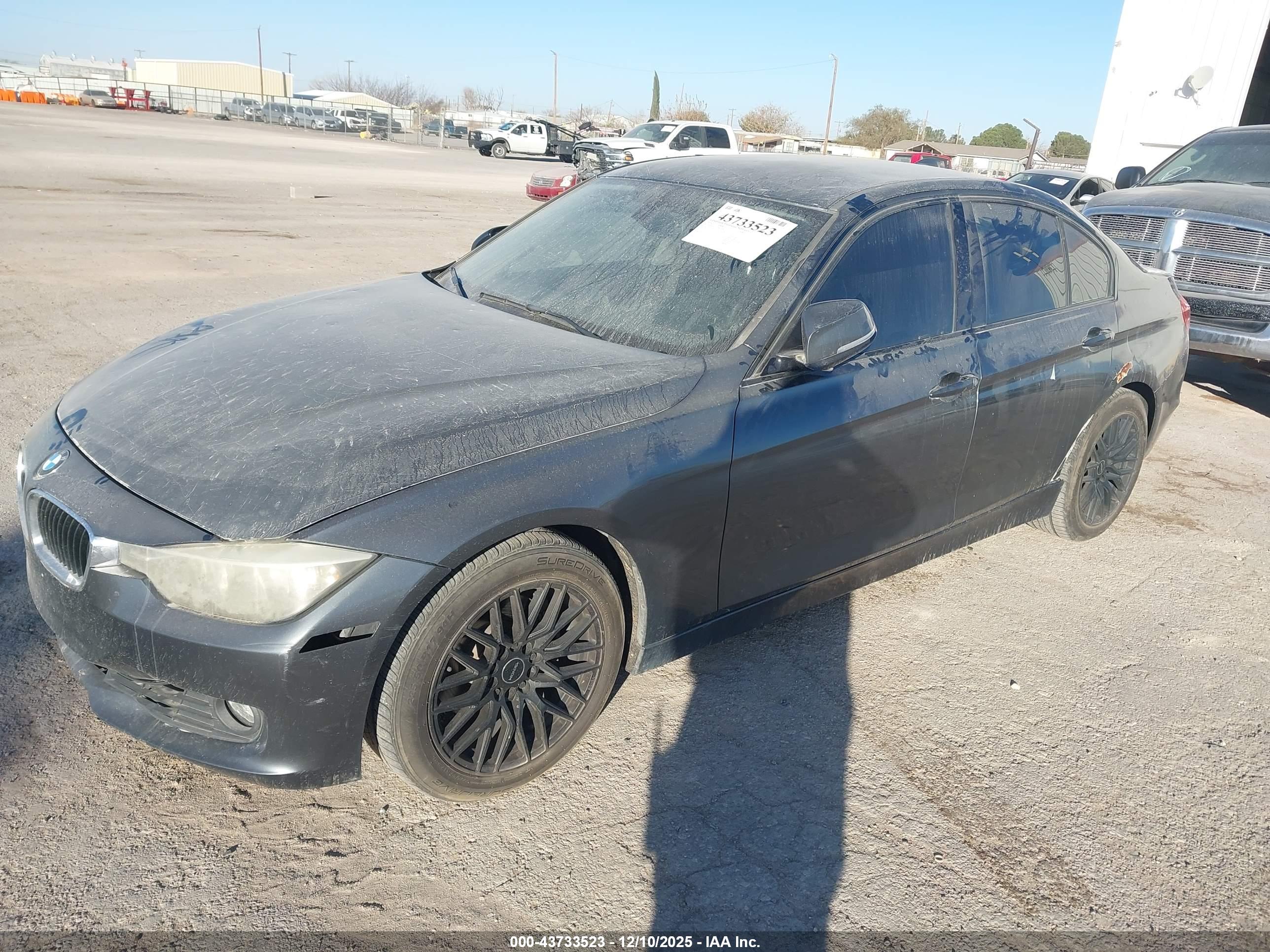 BMW 328I image 6