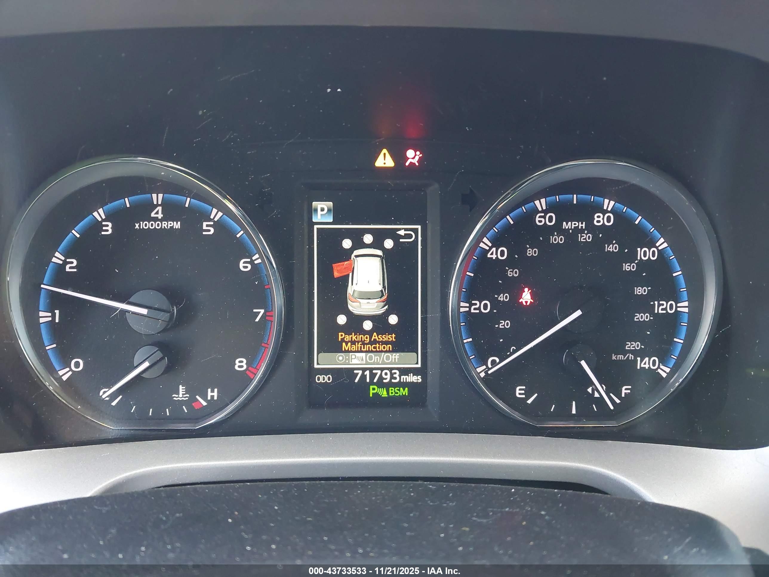 TOYOTA RAV4 image 7