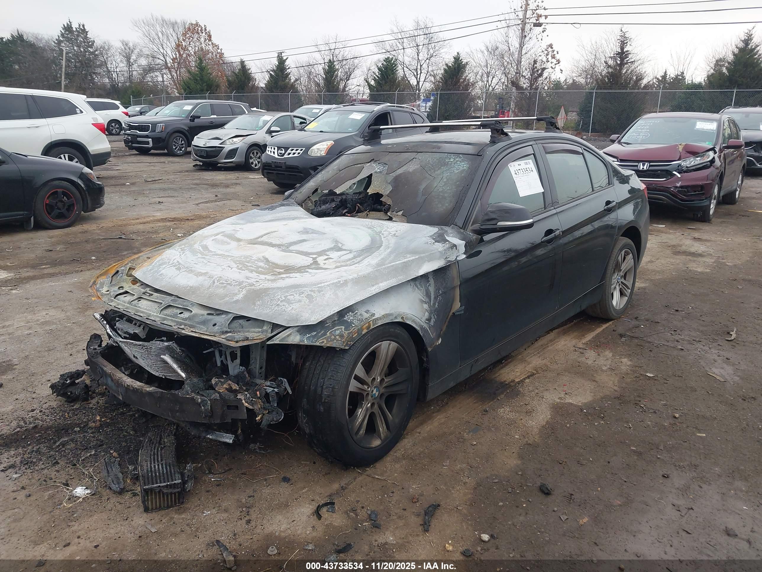 BMW 328I image 2