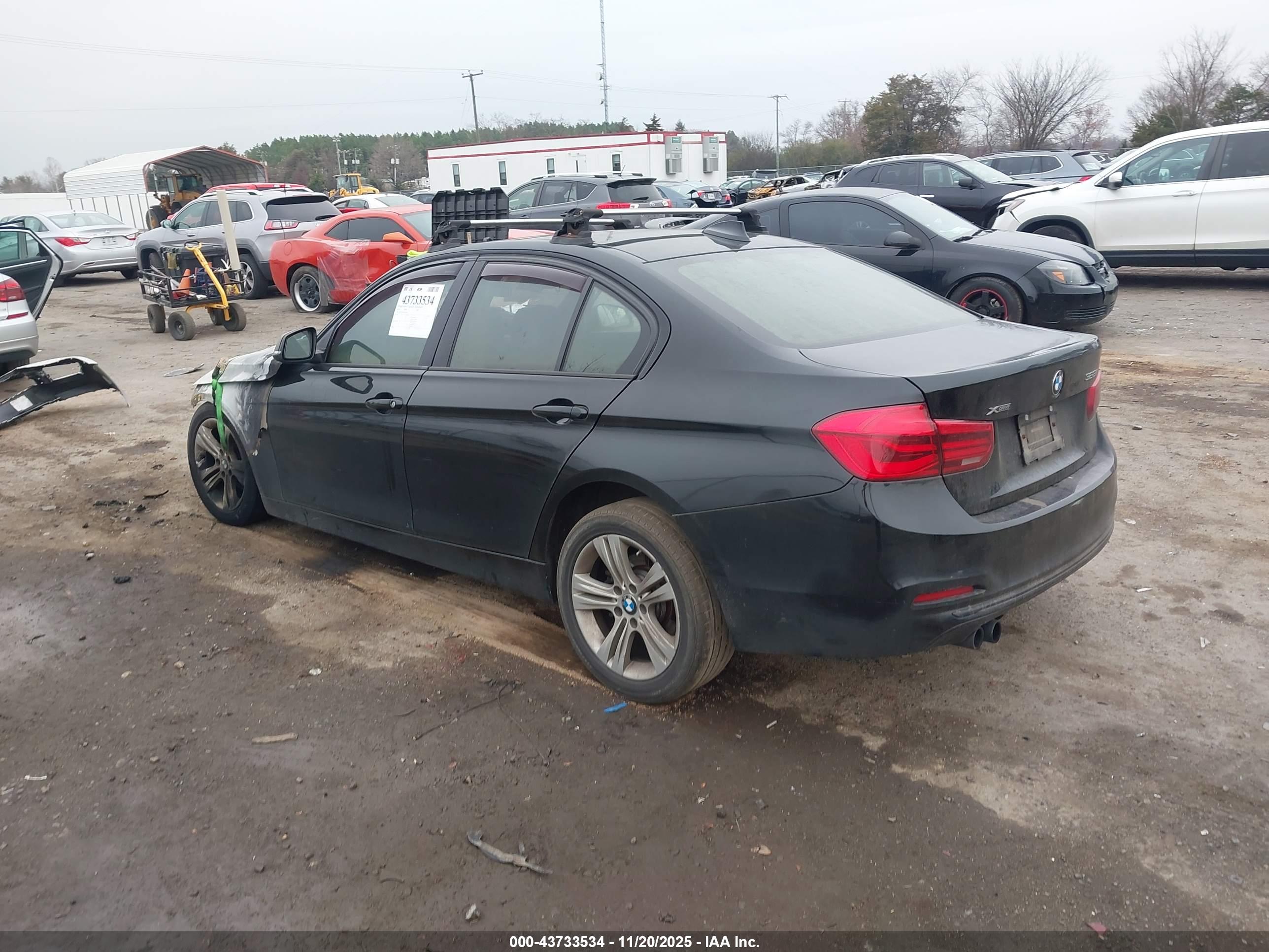 BMW 328I image 3