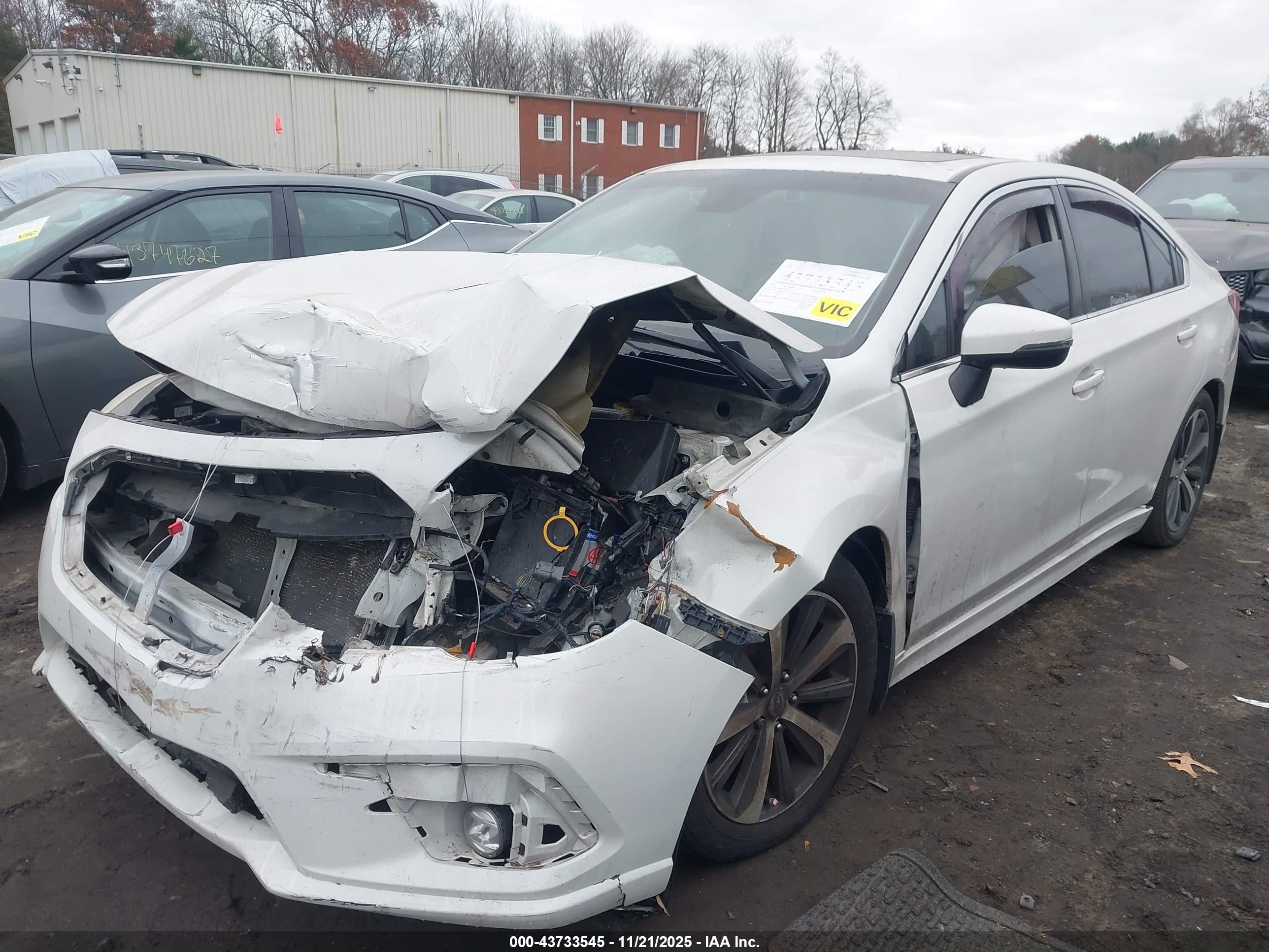 SUBARU LEGACY image 2