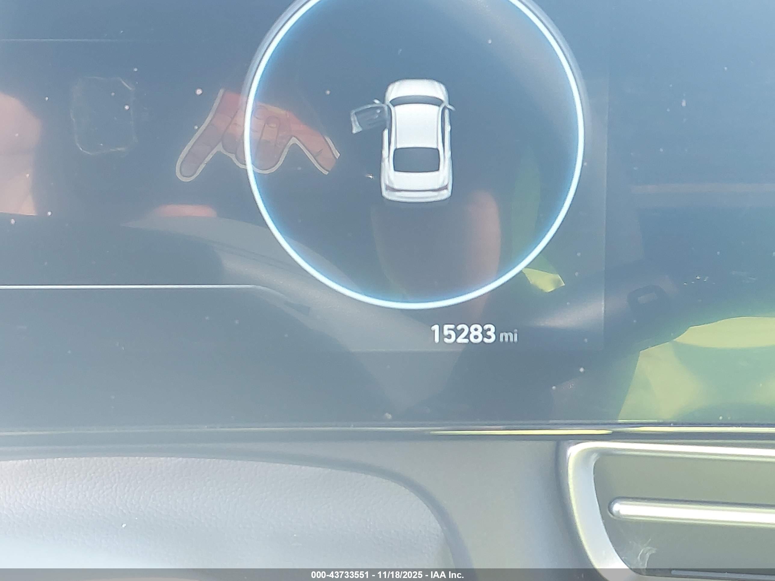 HYUNDAI ELANTRA image 7