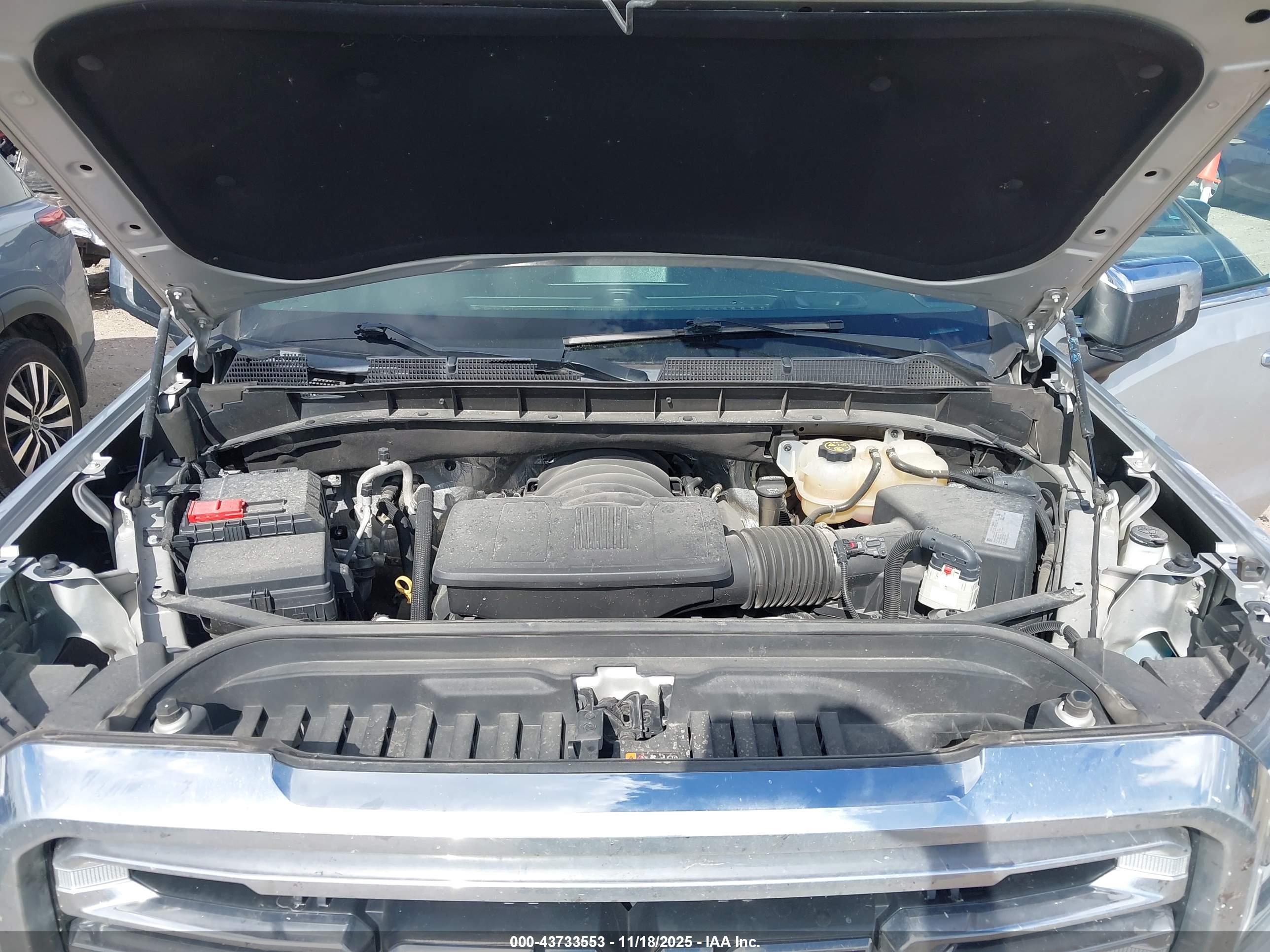 GMC SIERRA image 10