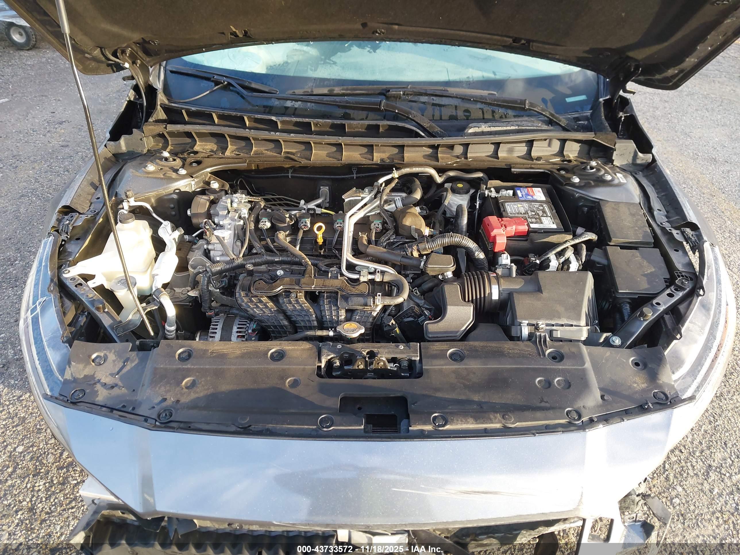 NISSAN ALTIMA image 10