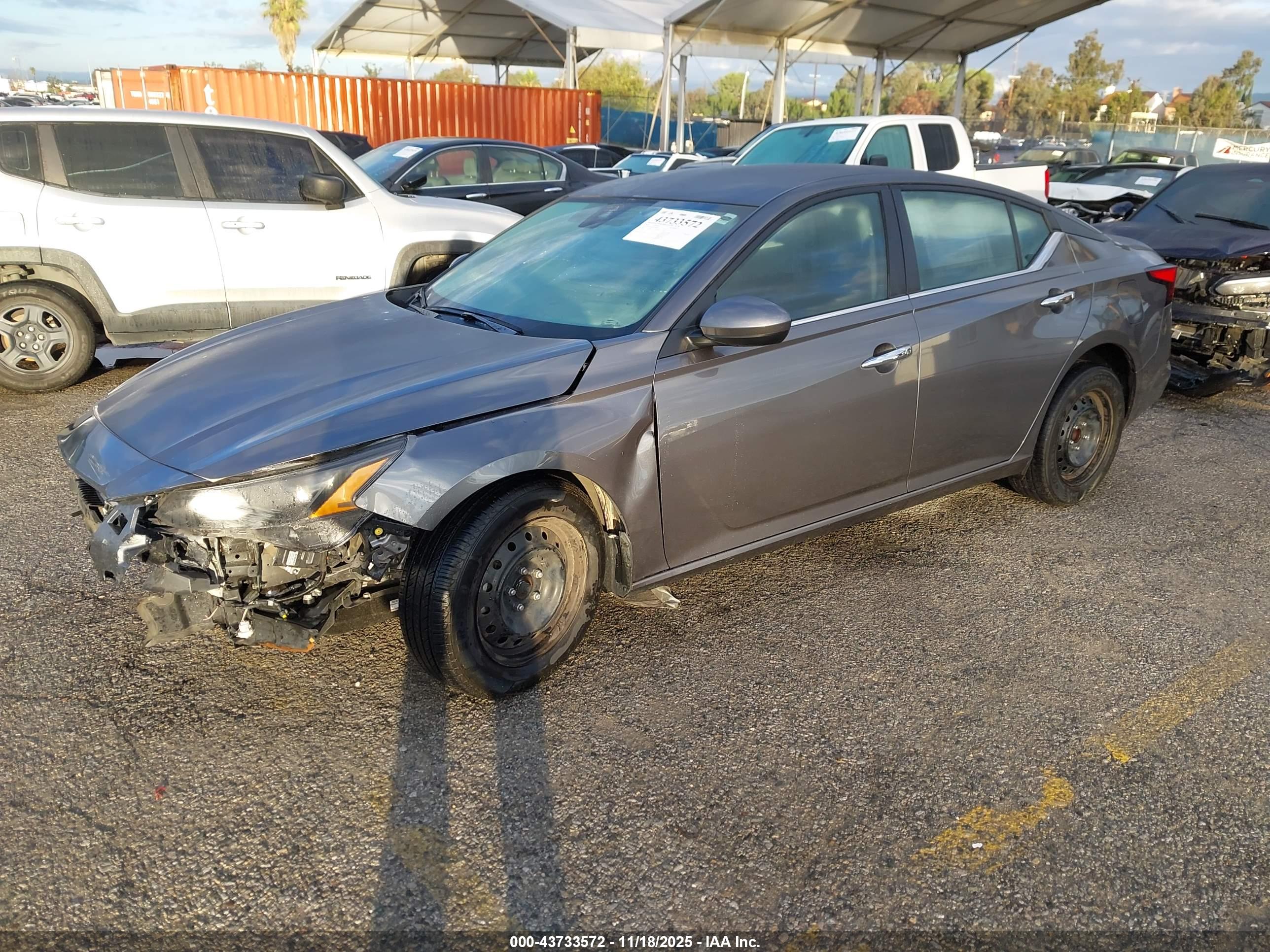 NISSAN ALTIMA image 2
