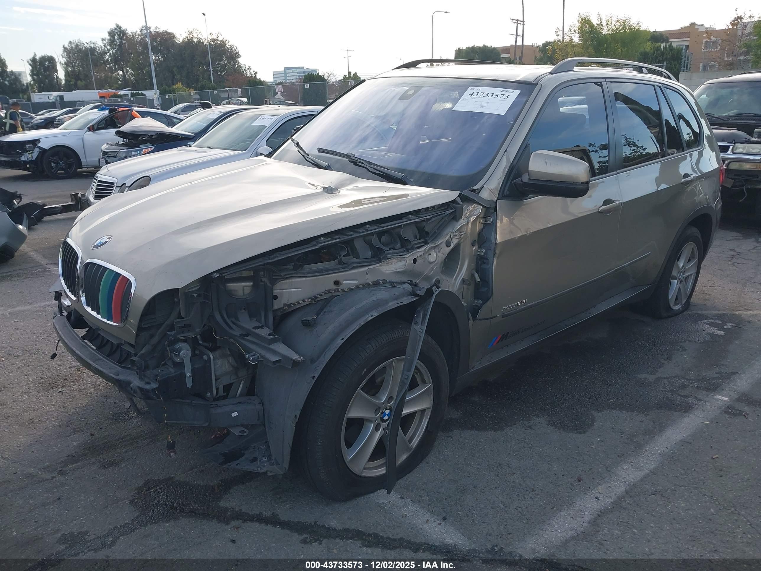 BMW X5 image 2