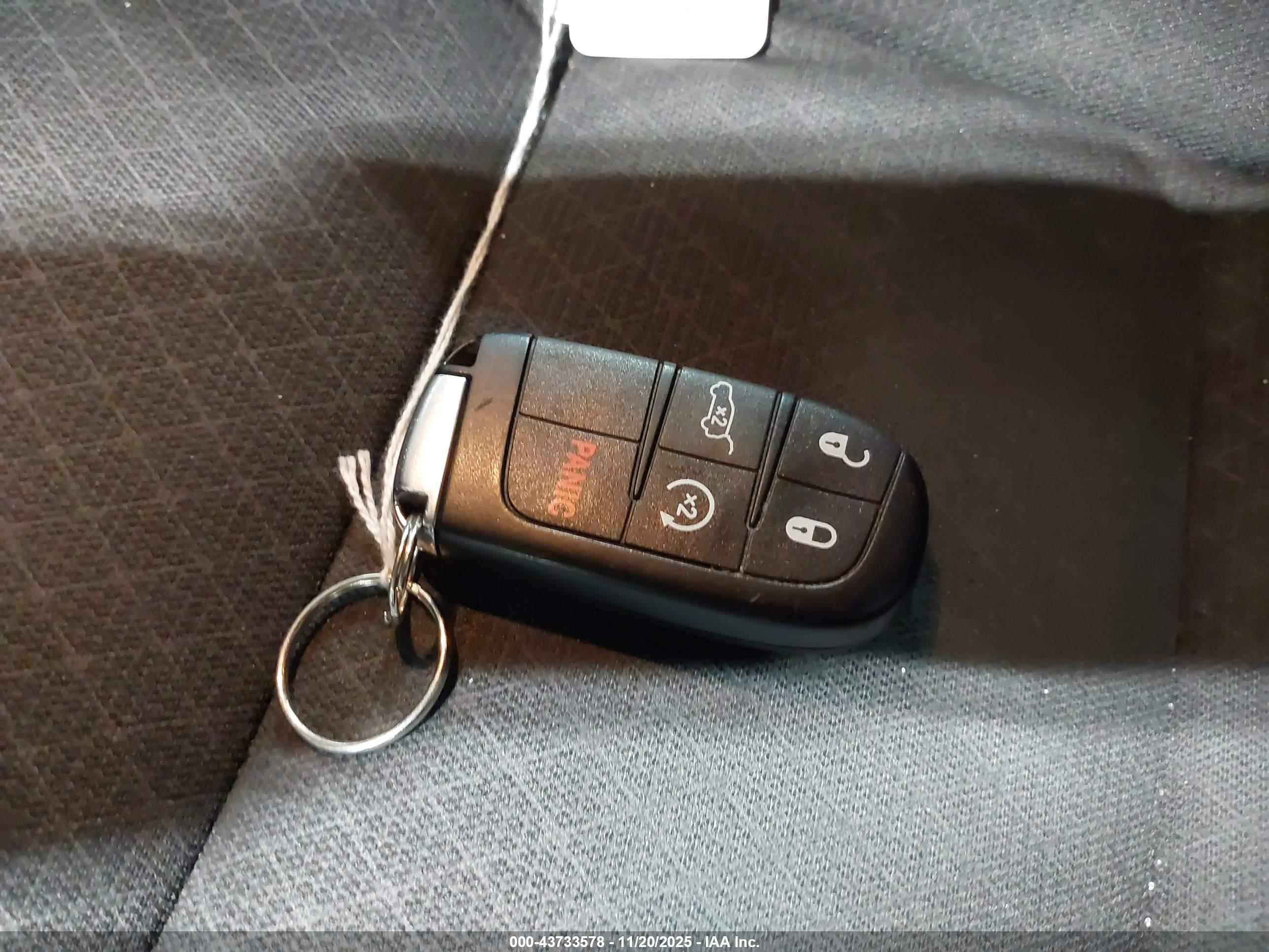 JEEP GRAND image 11