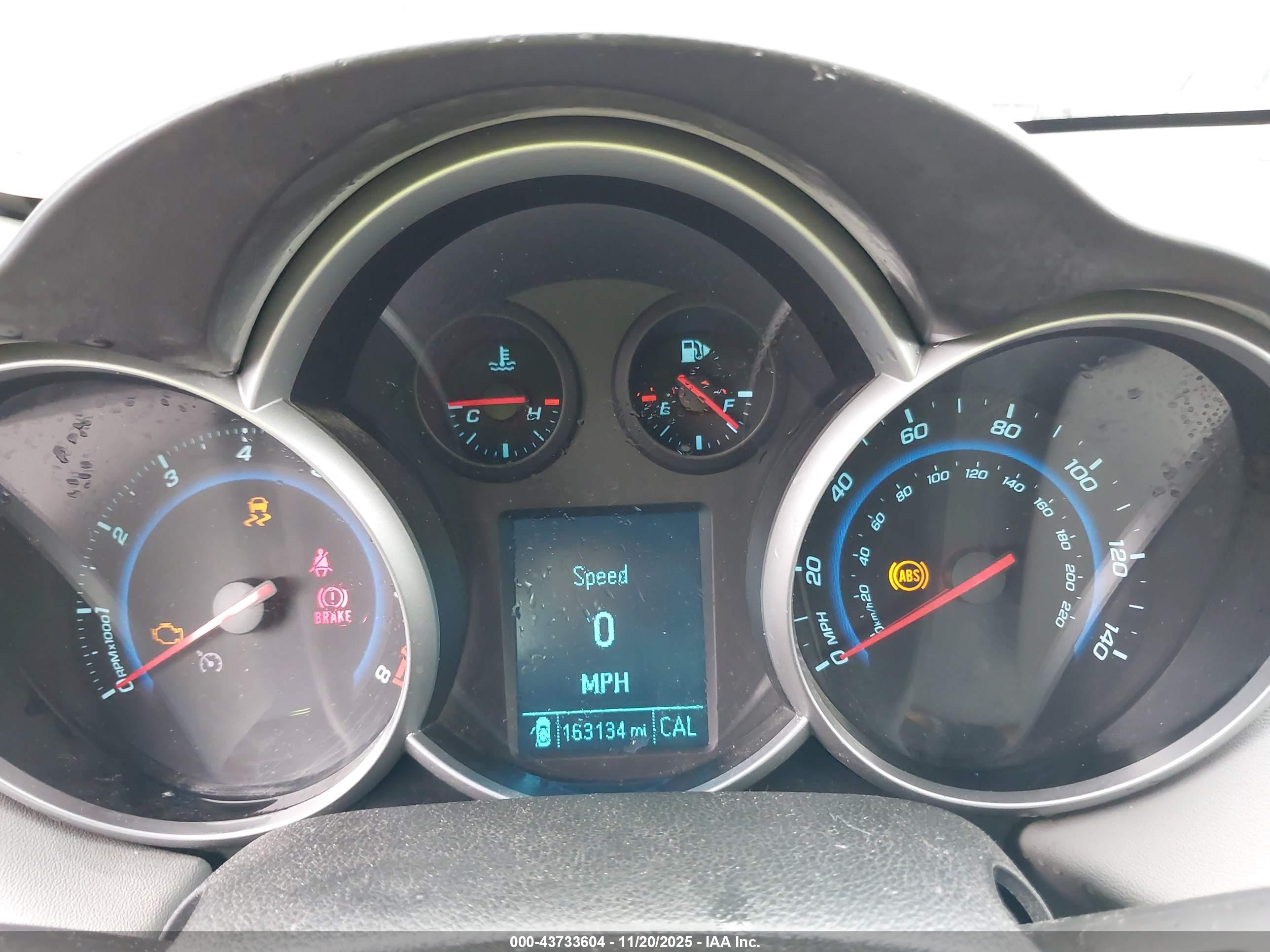 CHEVROLET CRUZE image 7