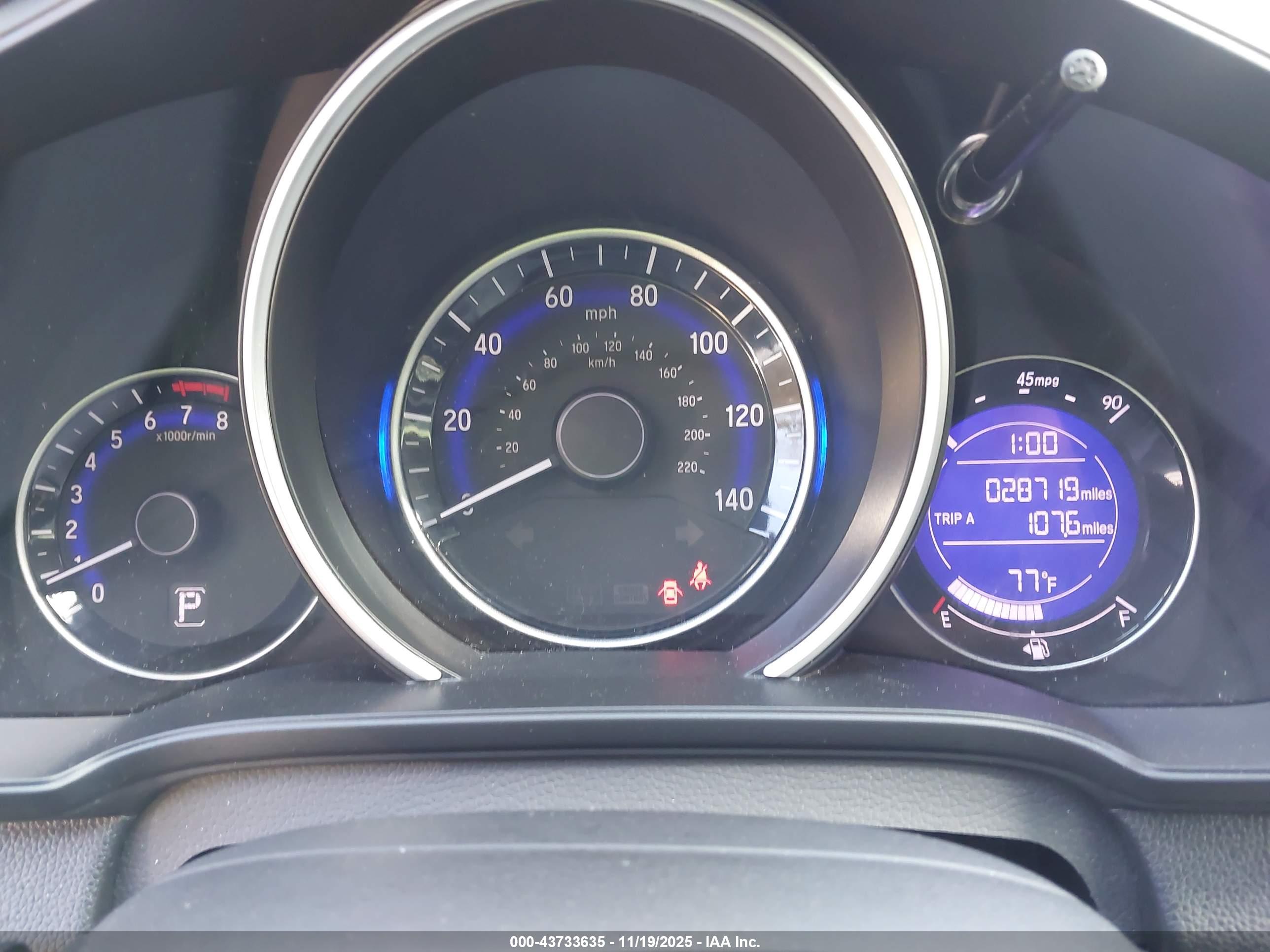 HONDA FIT image 7