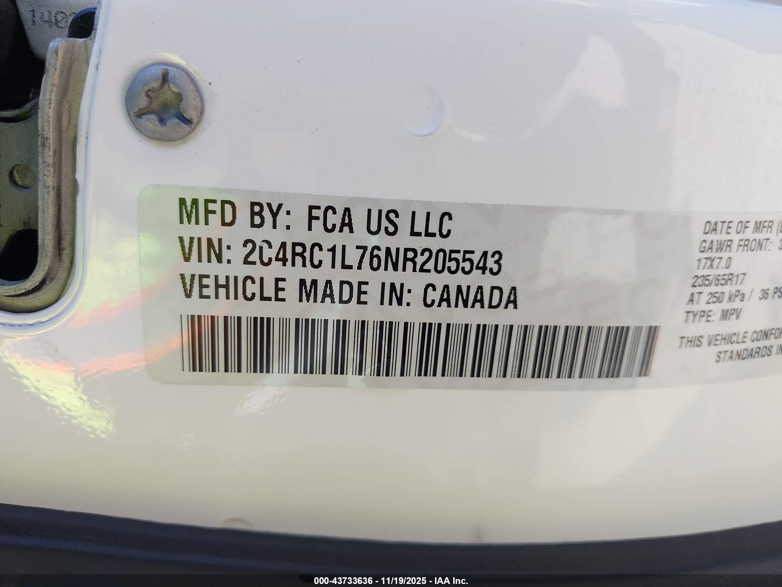 CHRYSLER PACIFICA image 9