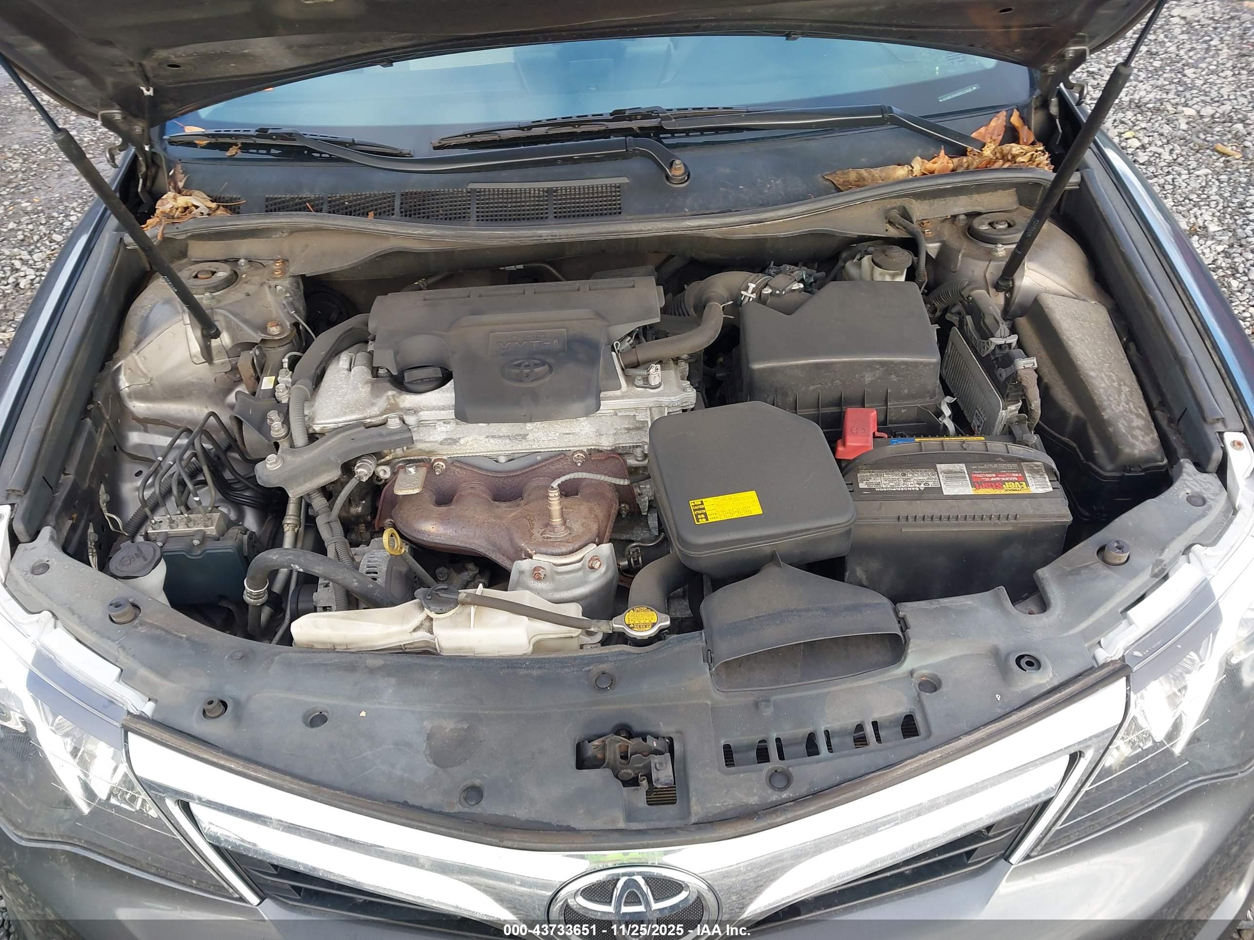 TOYOTA CAMRY image 10