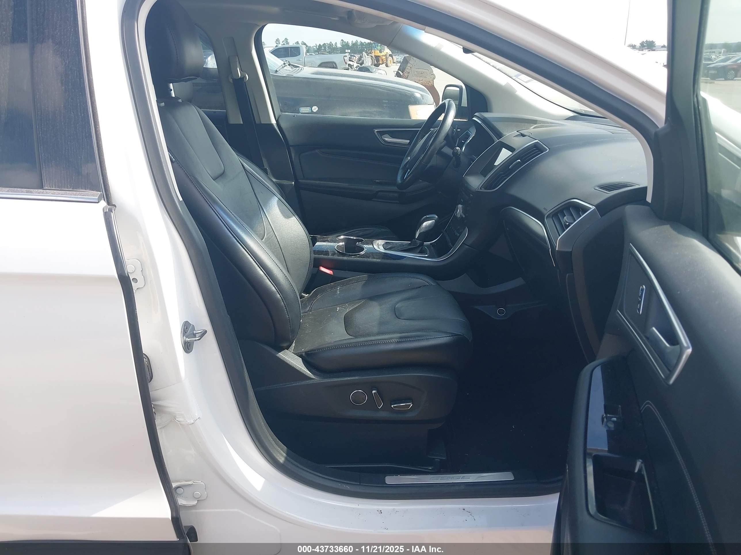 FORD EDGE image 5
