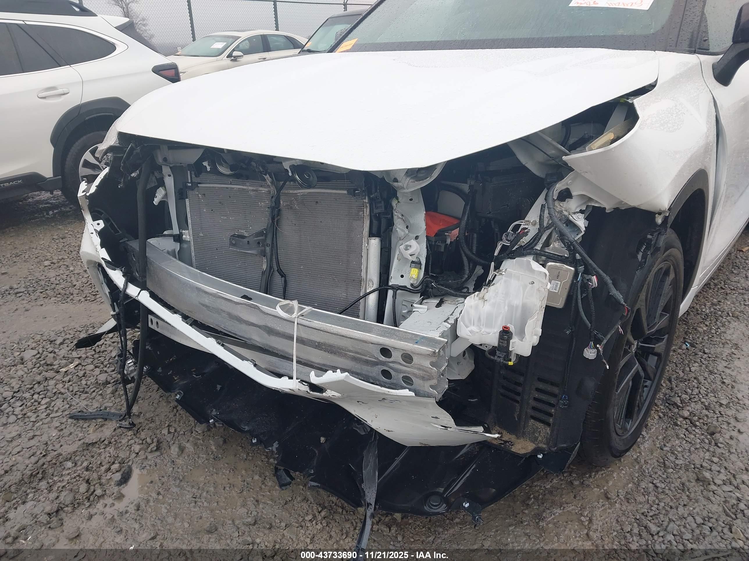 TOYOTA HIGHLANDER image 6