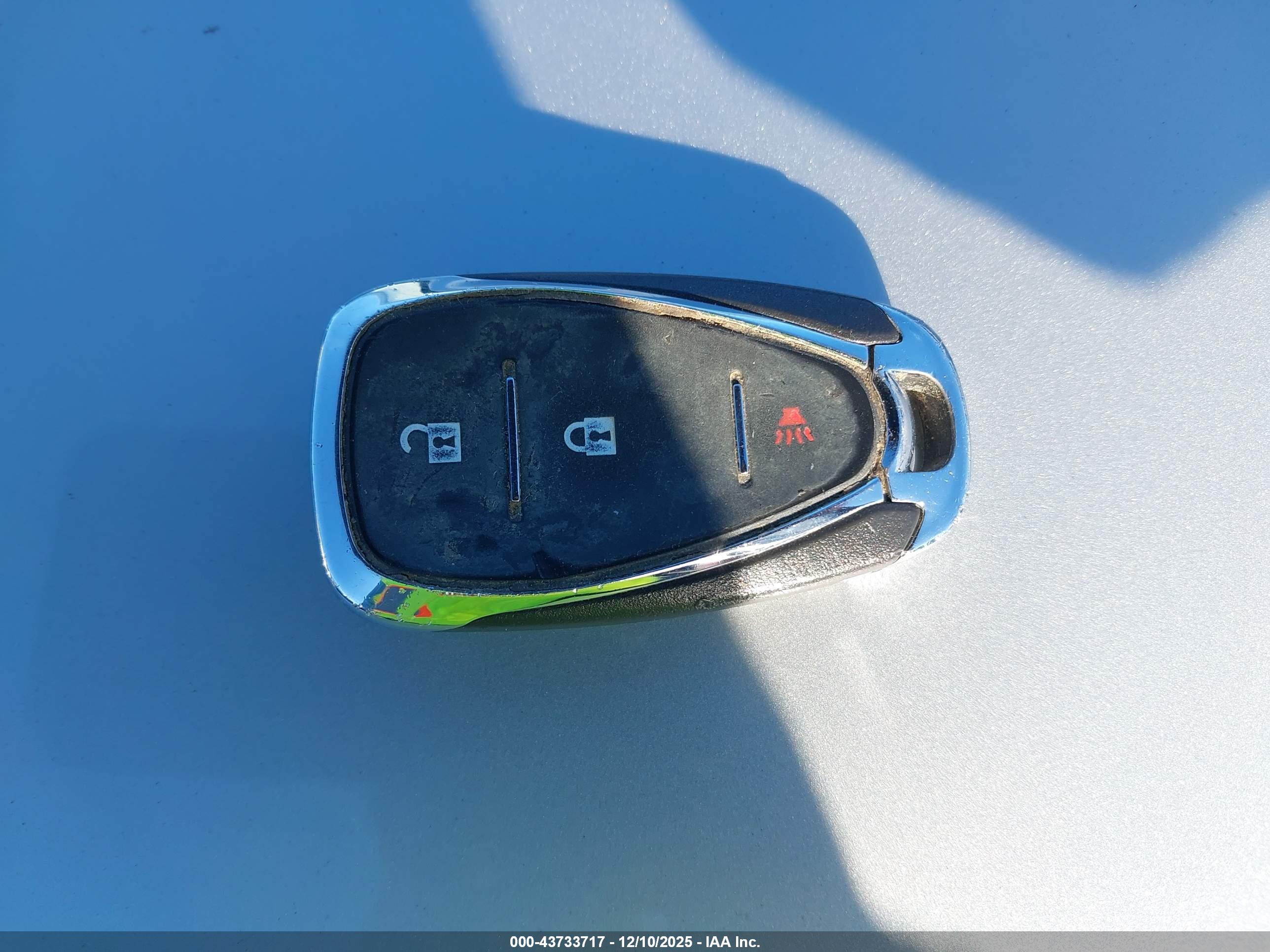 CHEVROLET EQUINOX image 11