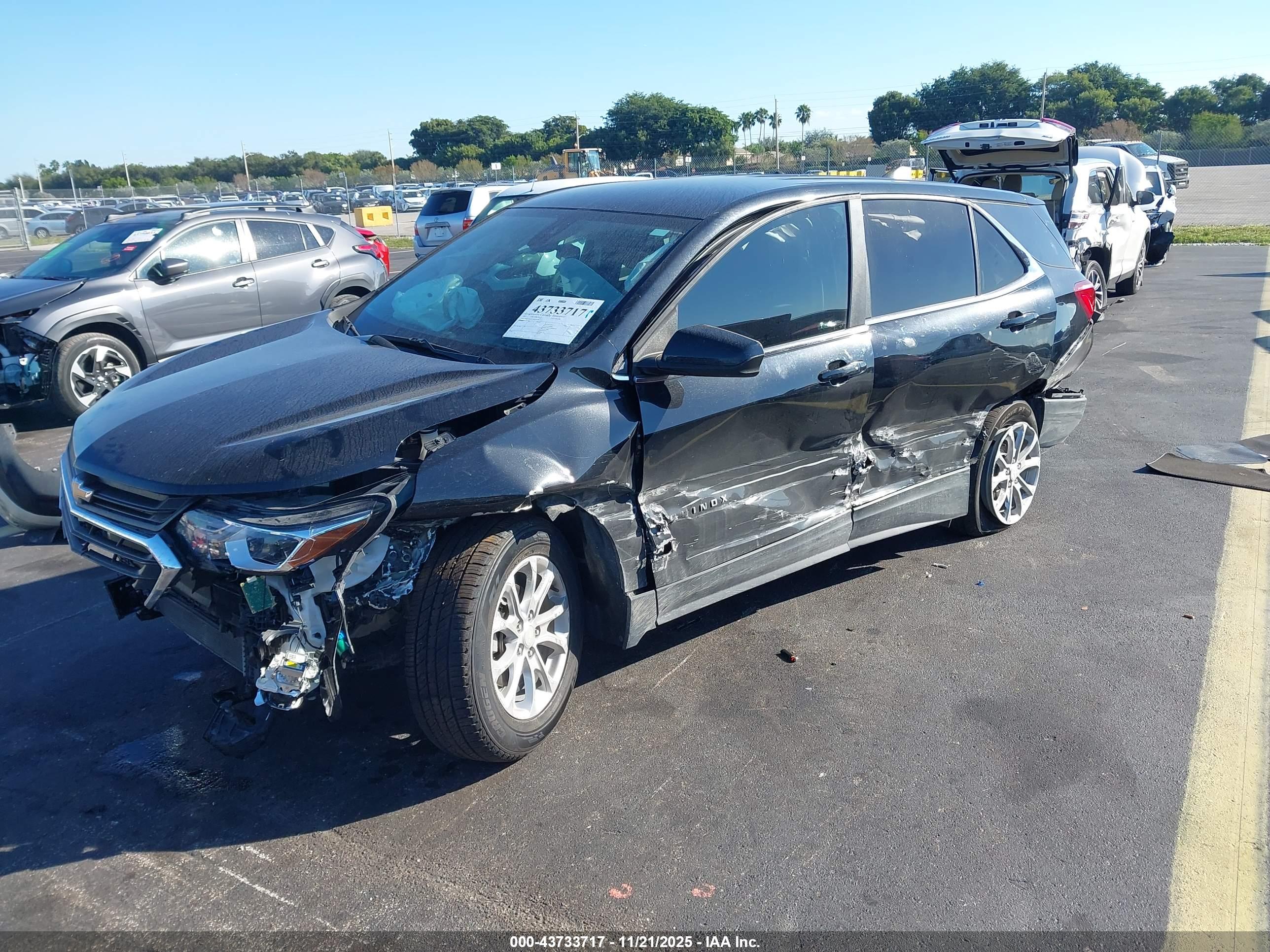 CHEVROLET EQUINOX image 2