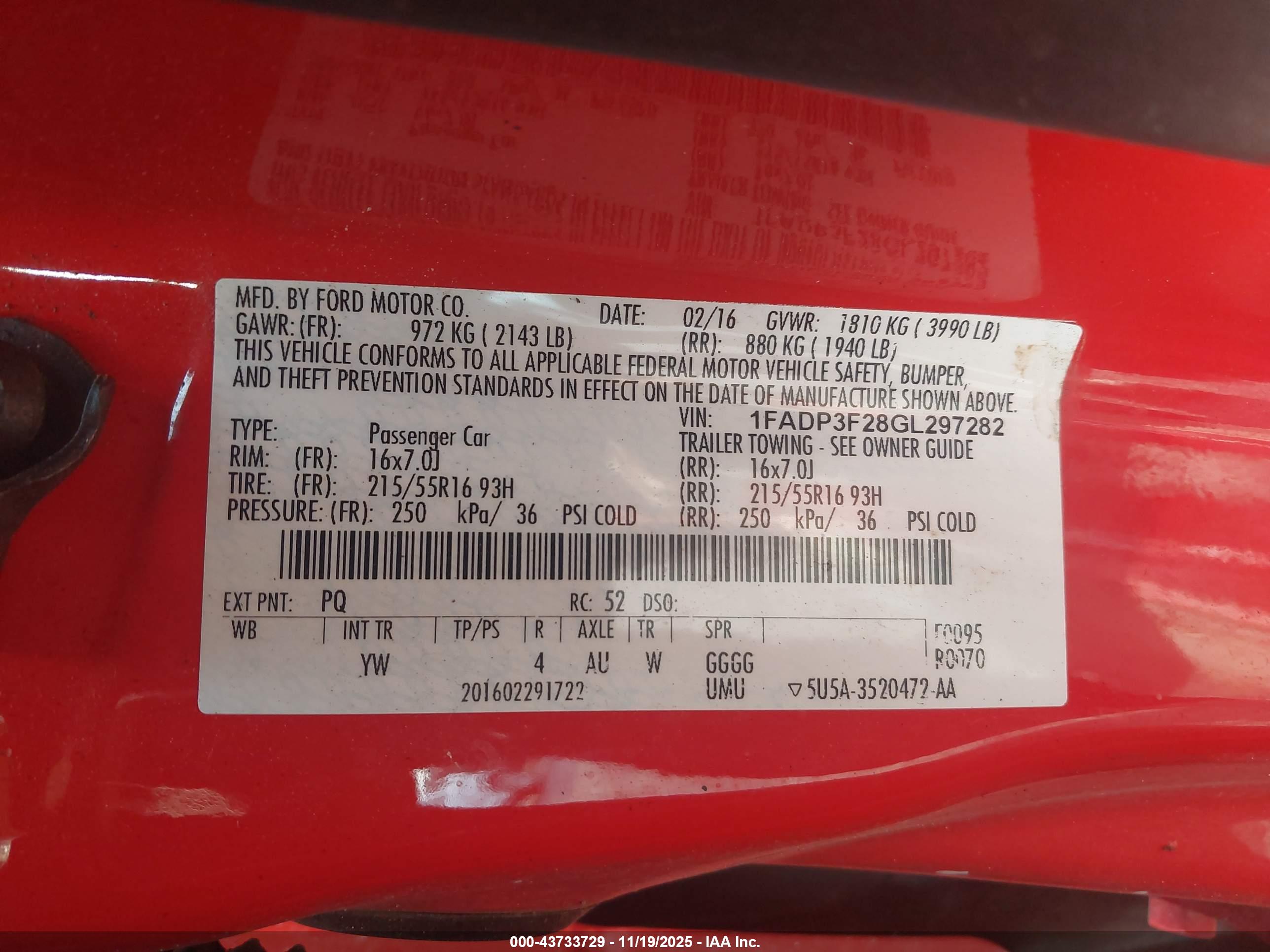 FORD FOCUS image 9