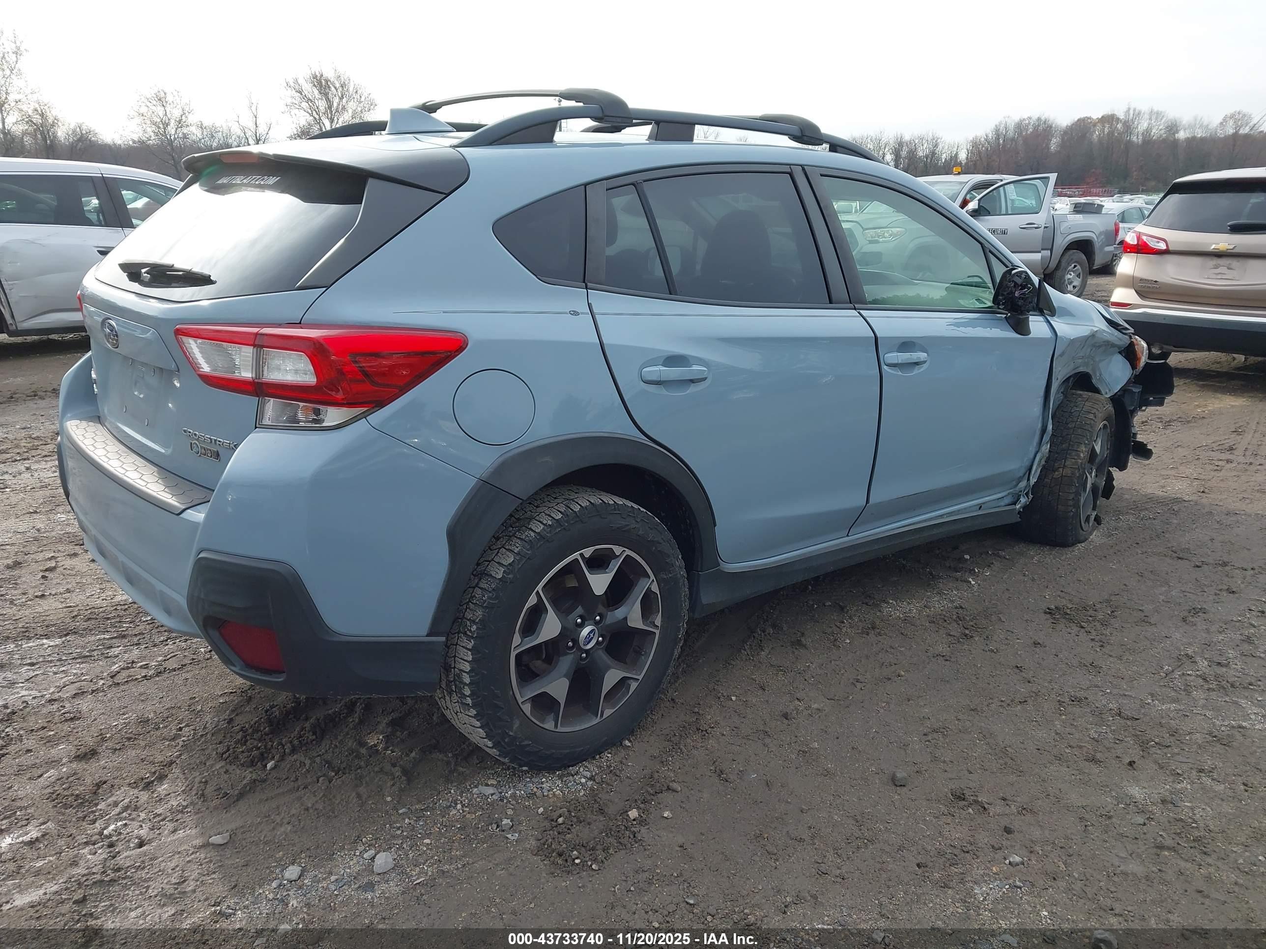 SUBARU CROSSTREK image 4