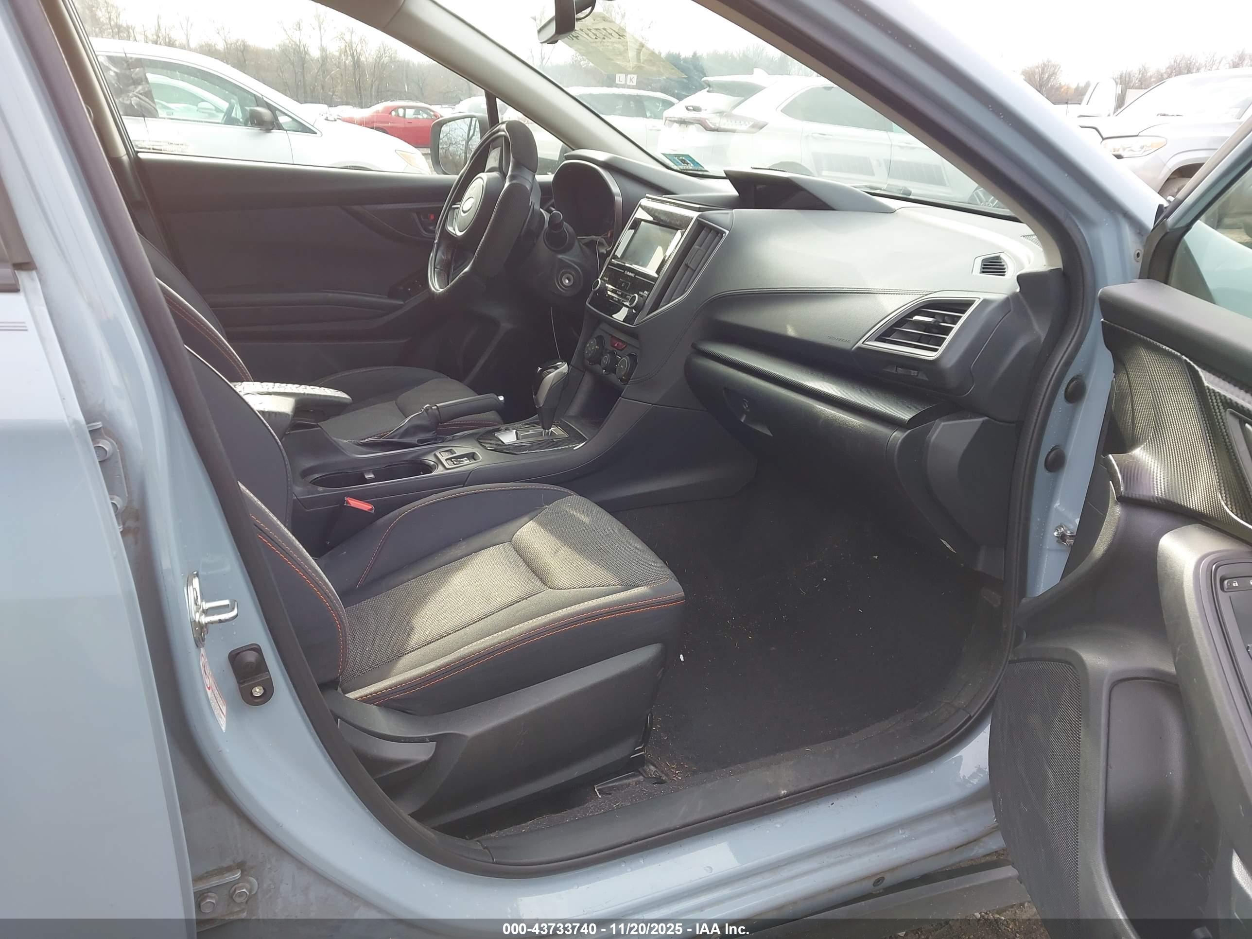 SUBARU CROSSTREK image 5