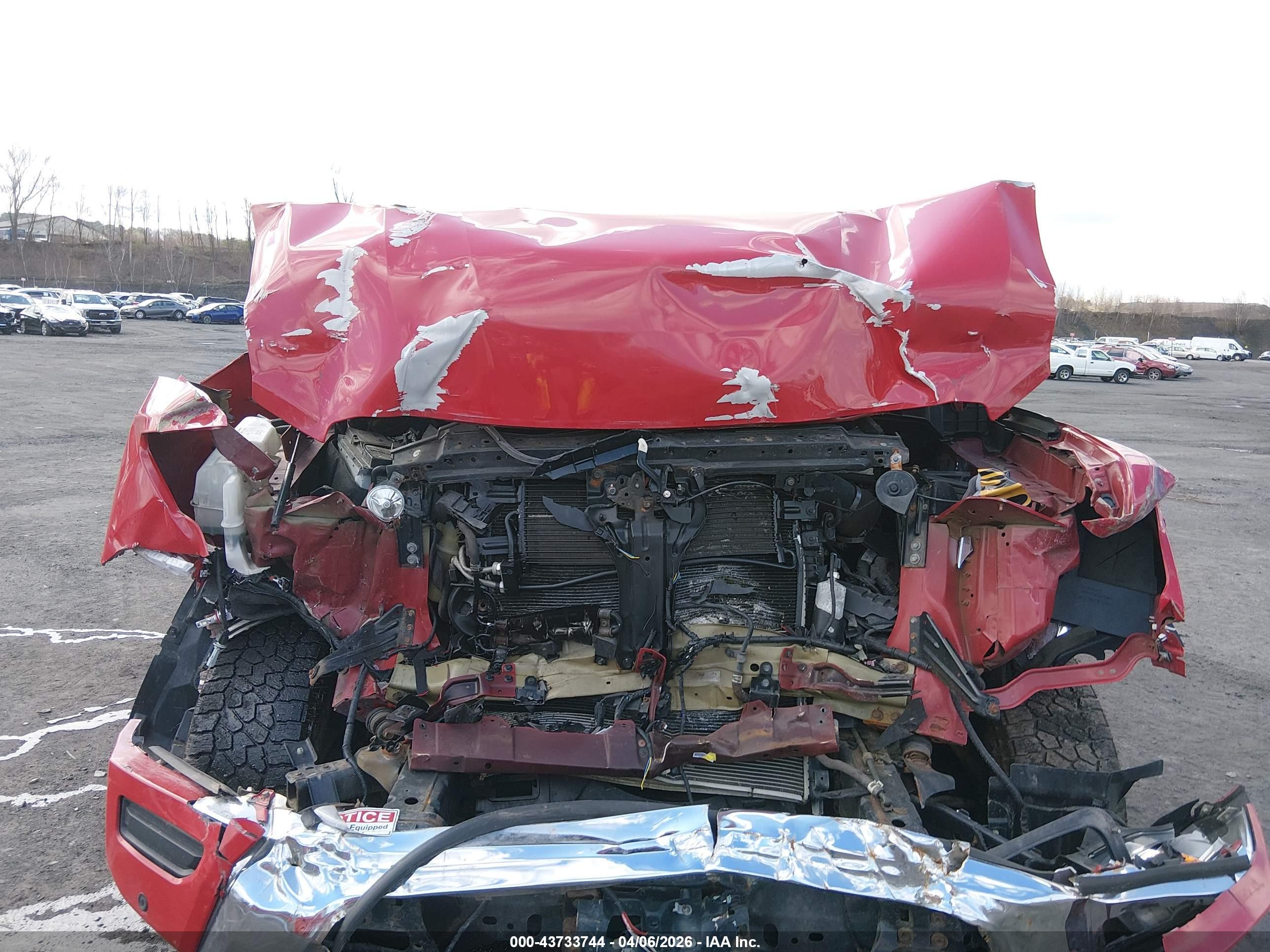 NISSAN TITAN image 6