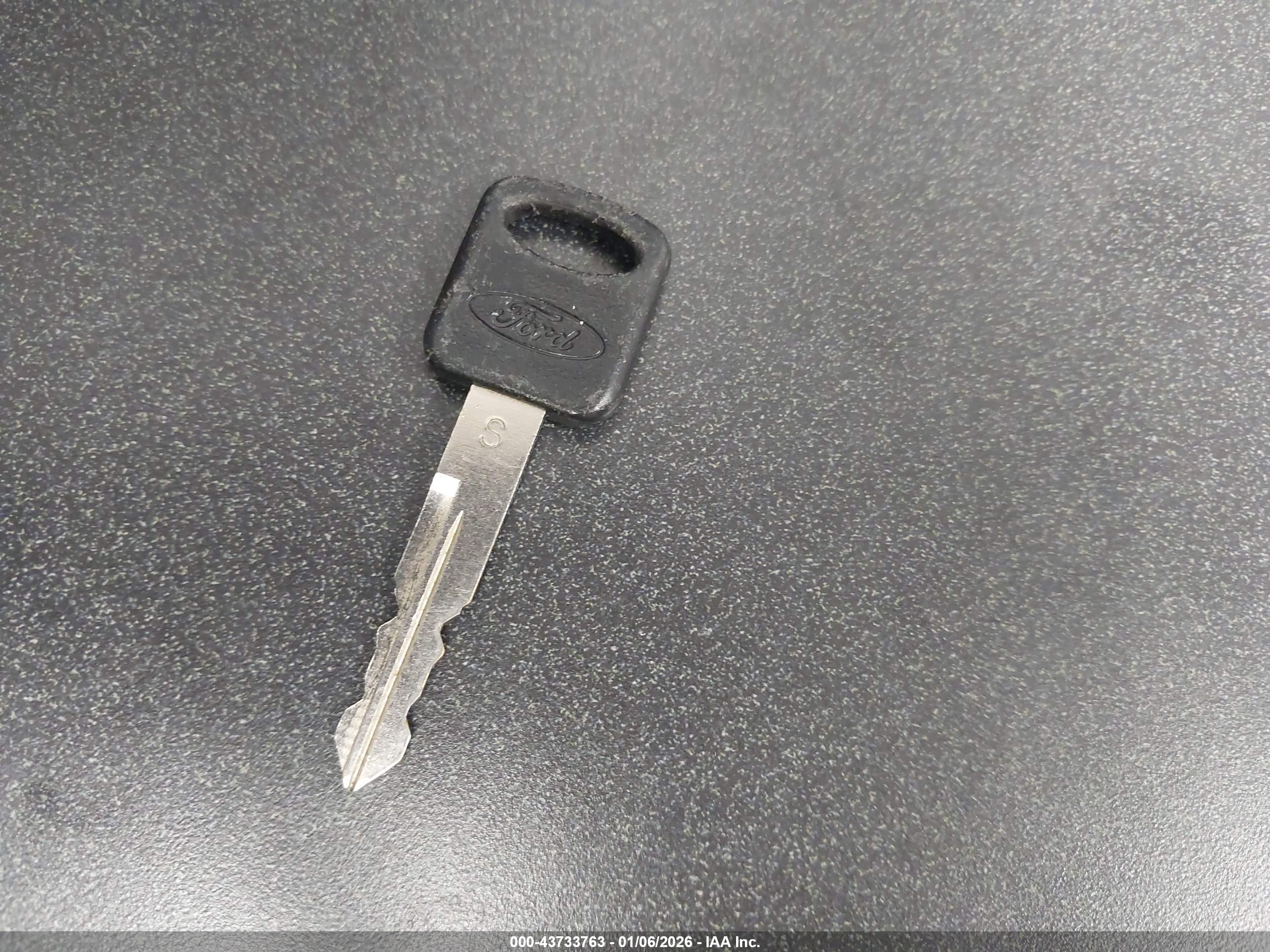 FORD E-350 image 11