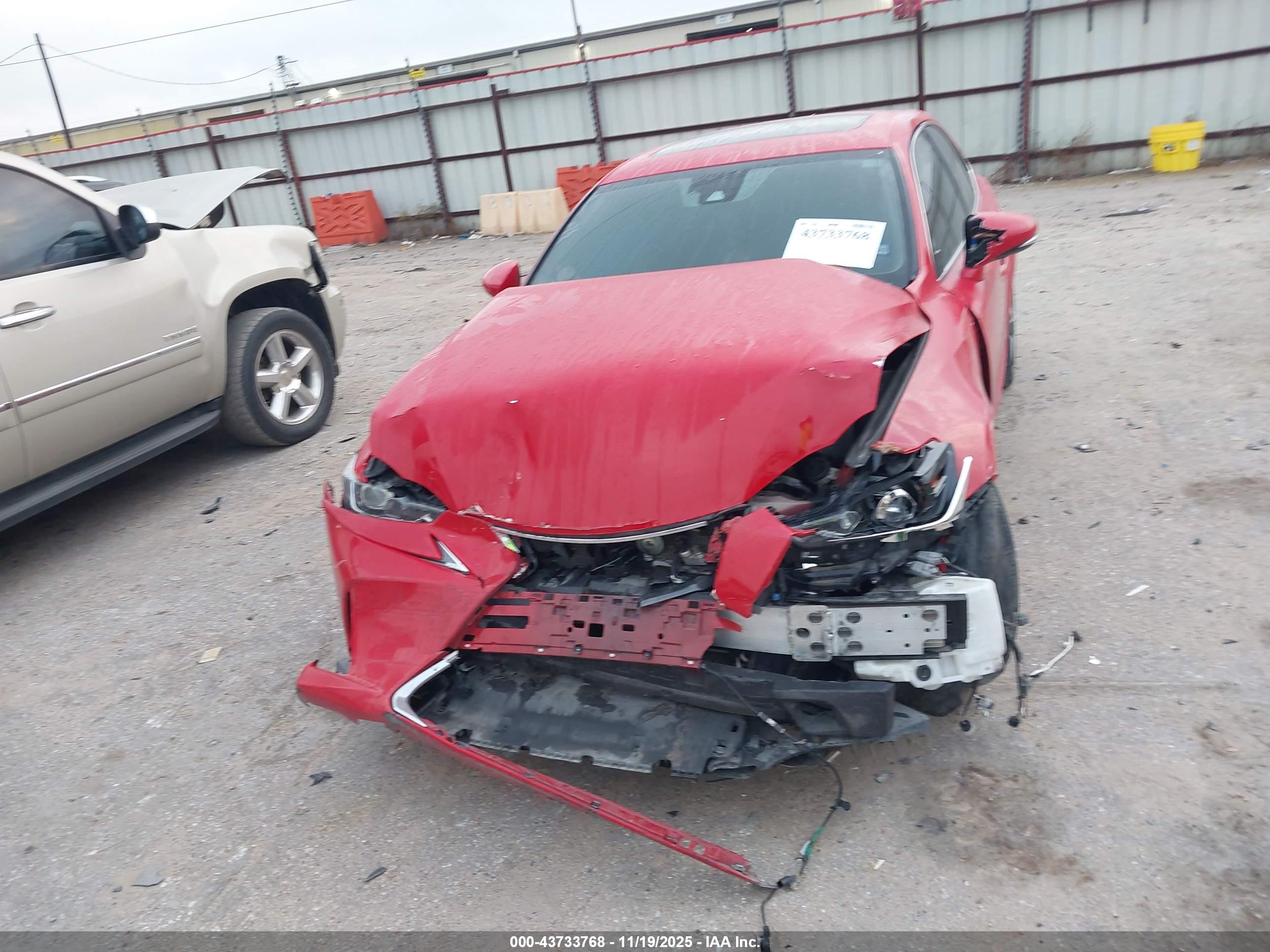 LEXUS IS image 6