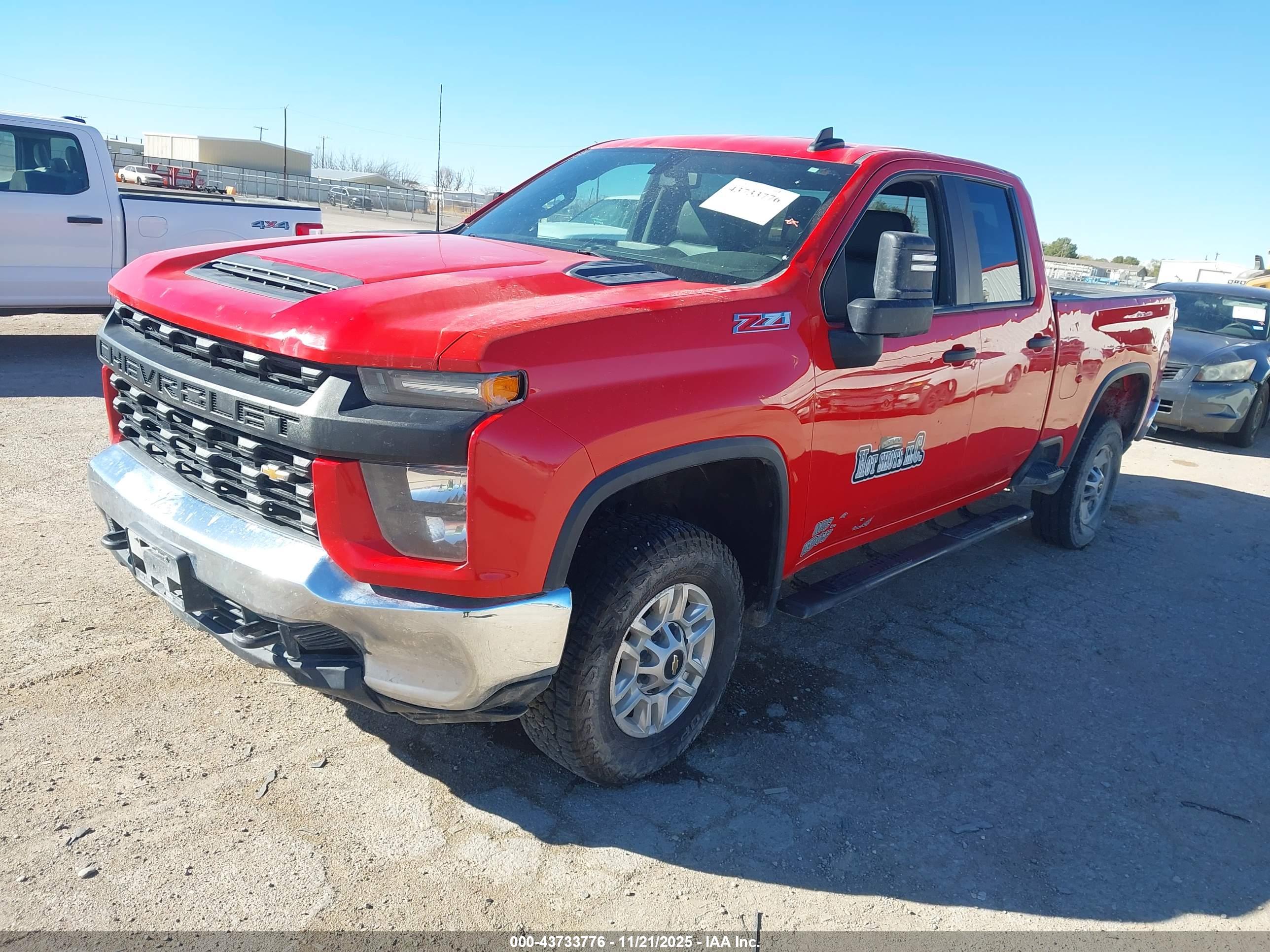 CHEVROLET SILVERADO image 2