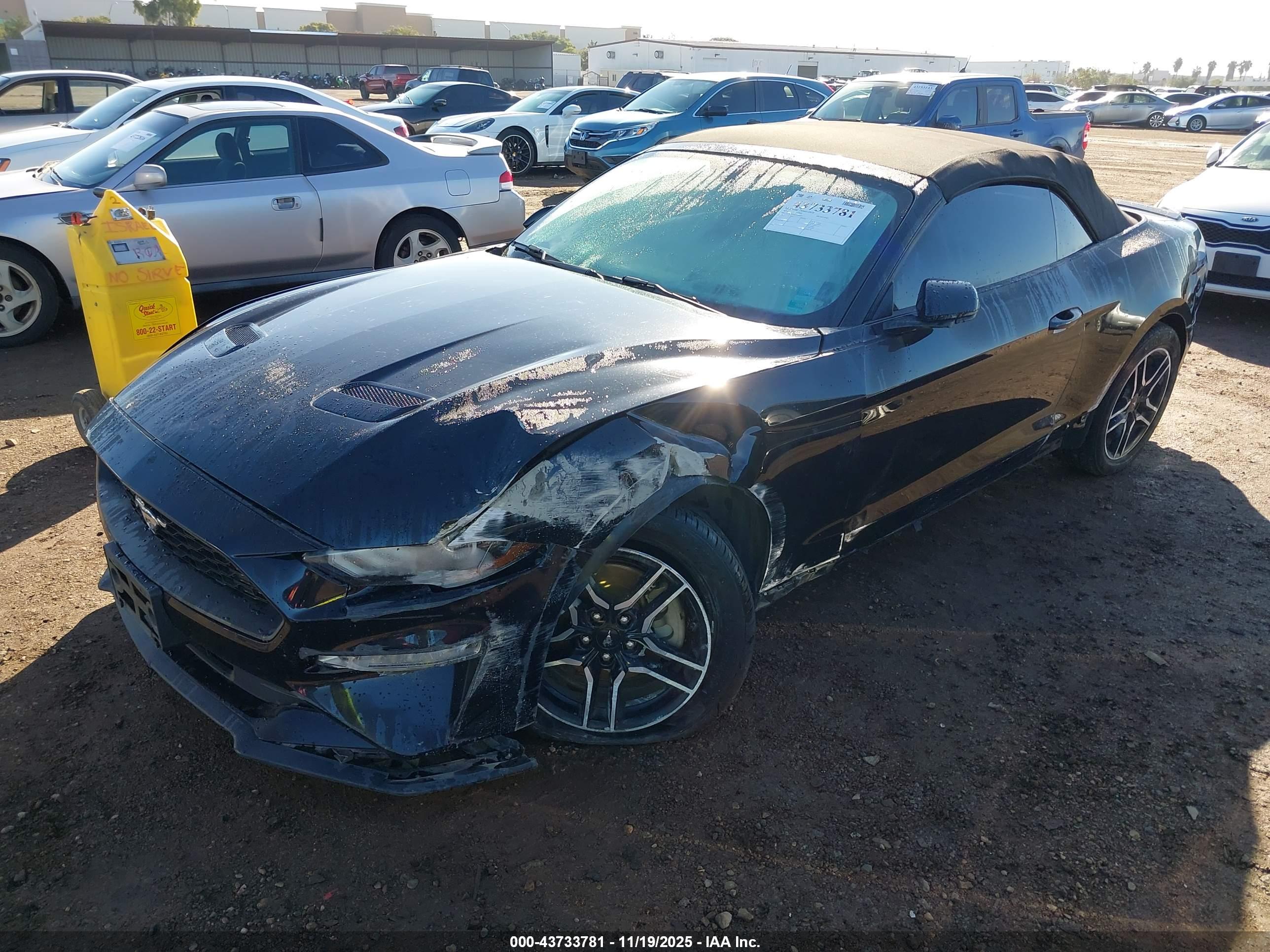 FORD MUSTANG image 6