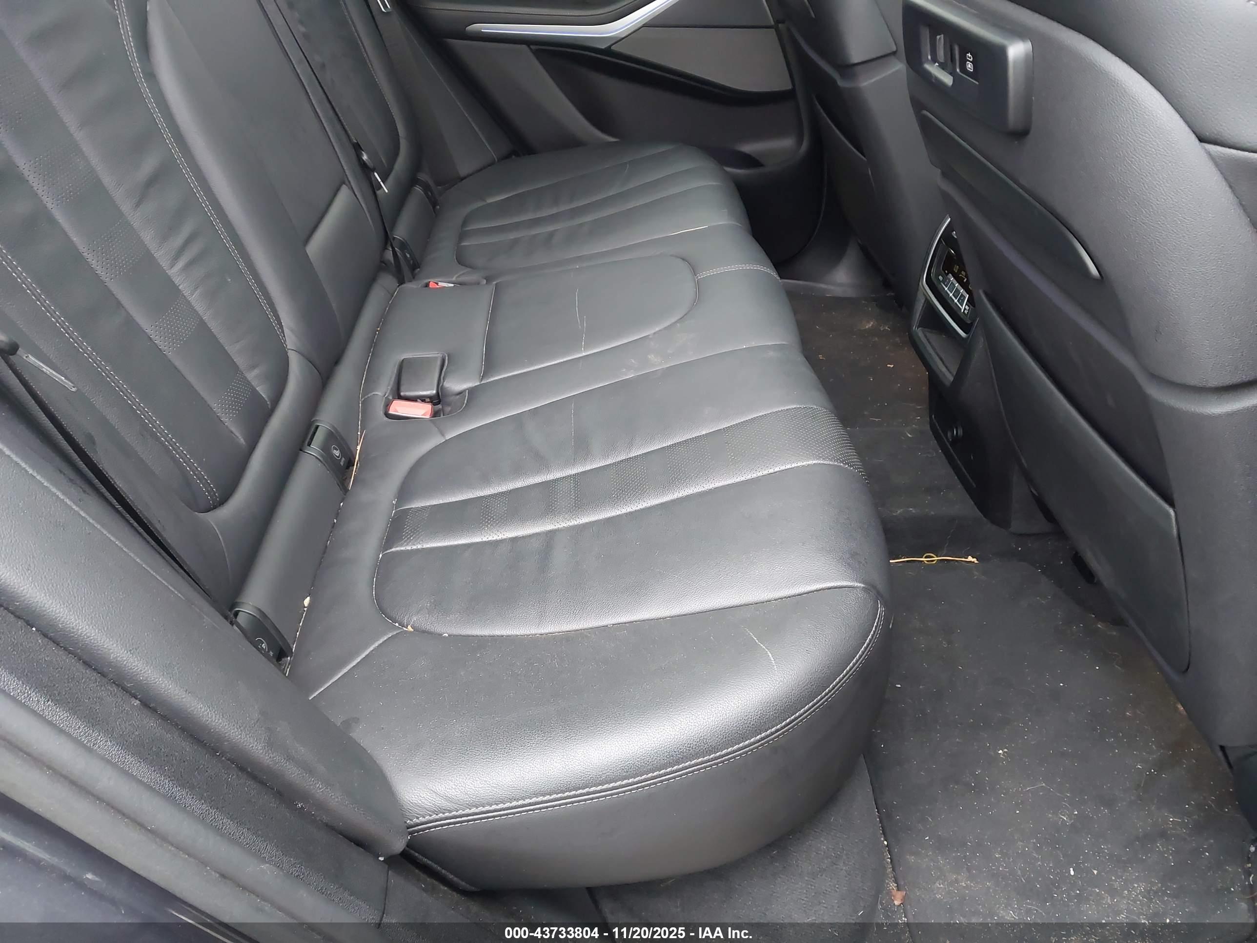 BMW X5 image 8