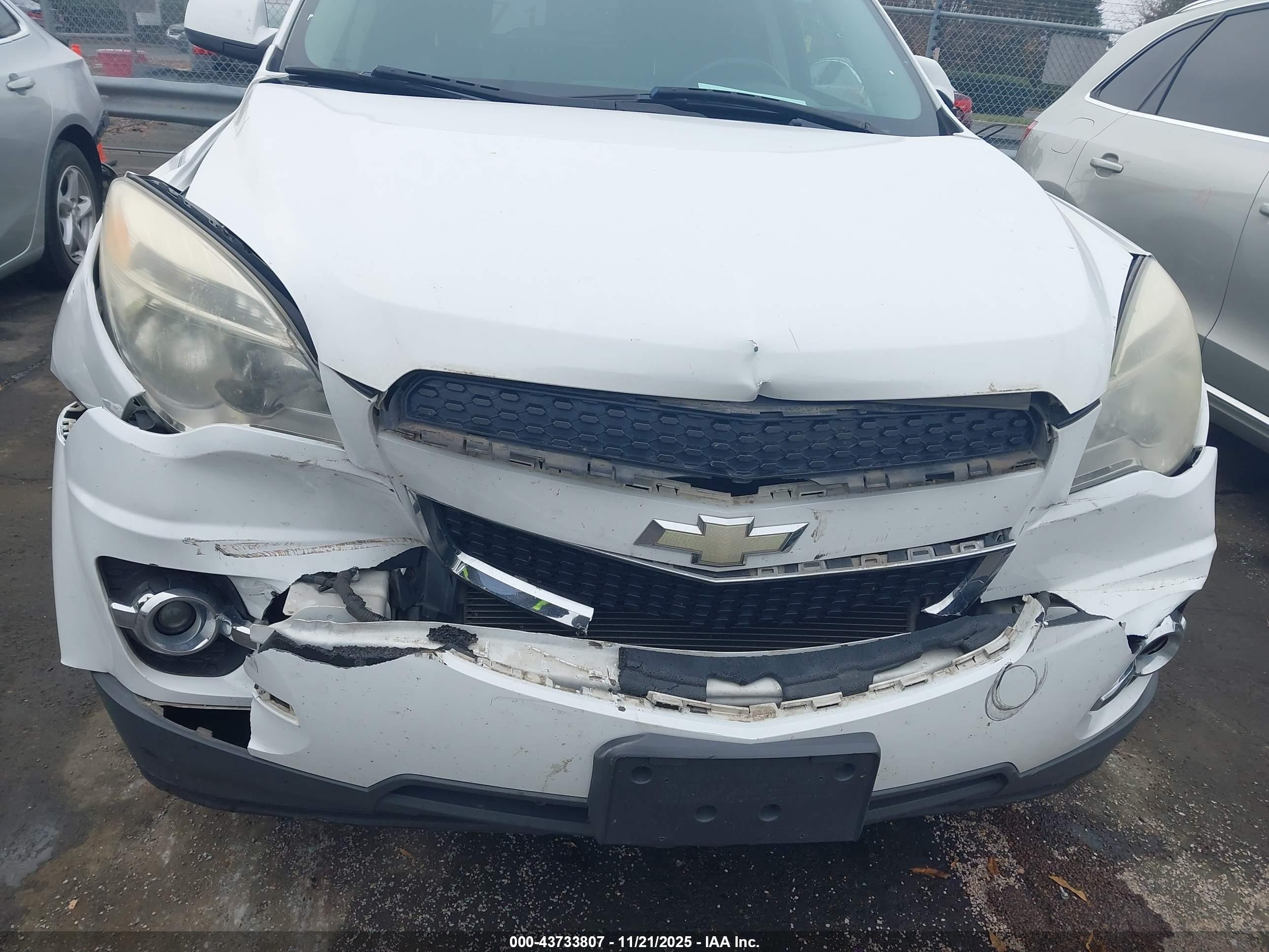CHEVROLET EQUINOX image 6